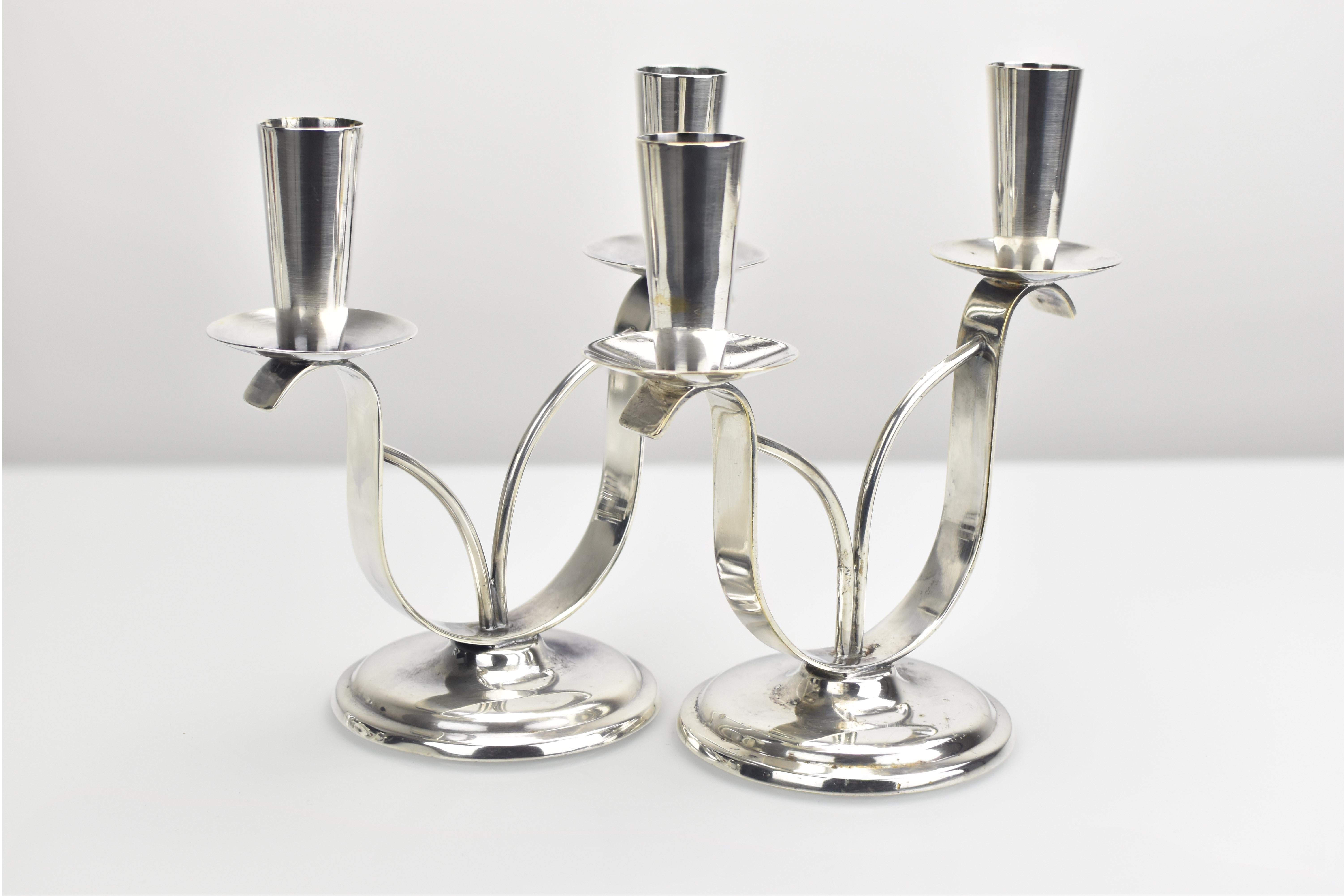 Candelabros dobles daneses modernos de mediados de siglo chapados en plata de Berg Denmark Danés en venta