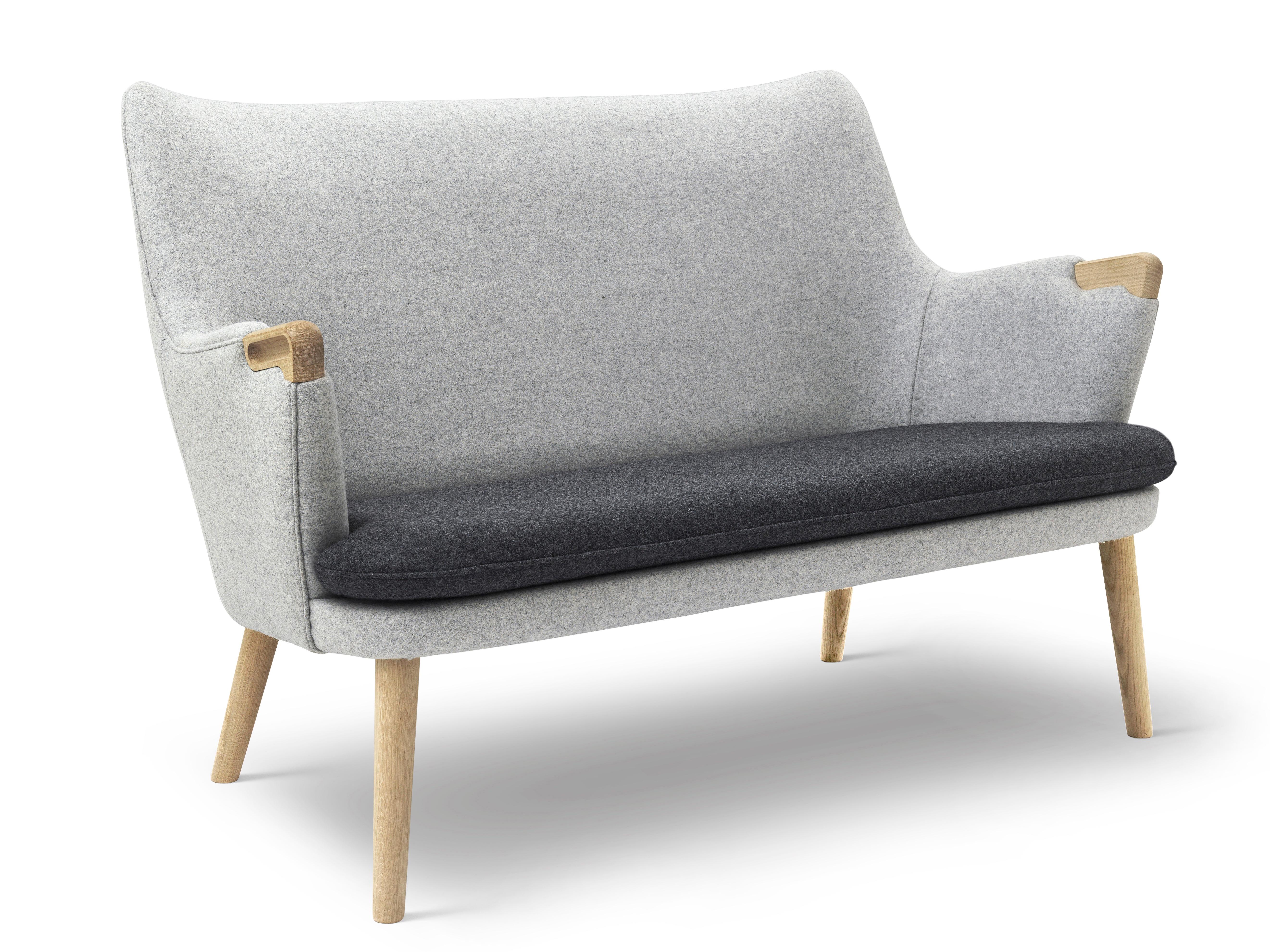 Mid-Century Modern Danish lounge chair model CH 71 by Hans Wegner. New production
With its slender frame and flowing, sculptural form, Hans J. Wegner’s CH71 lounge chair is a testament to the legendary Danish designer’s unique understanding of