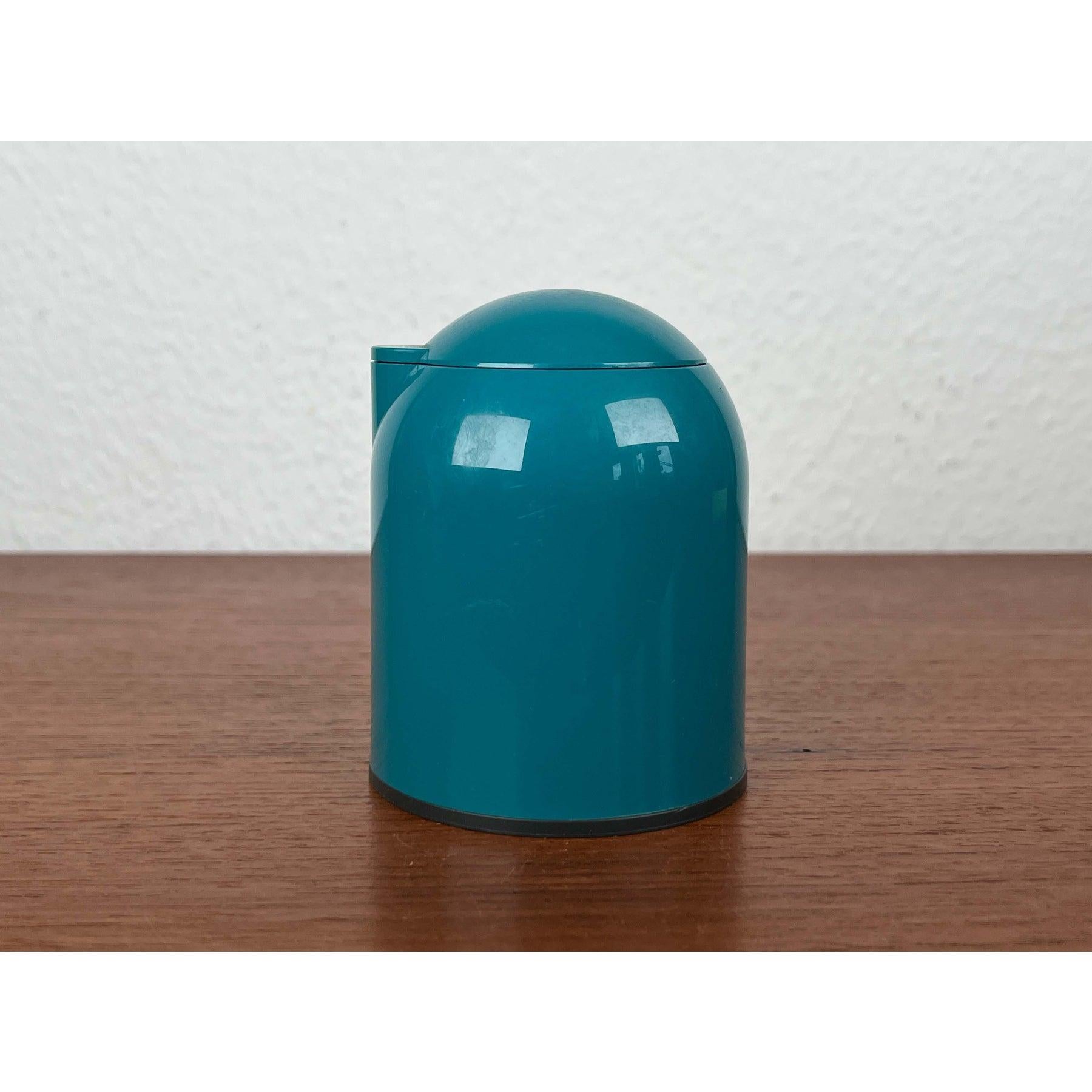 Jarra de leche danesa de mediados de siglo de la Modern Modern Space Age de Rosti, años 60 en venta 5