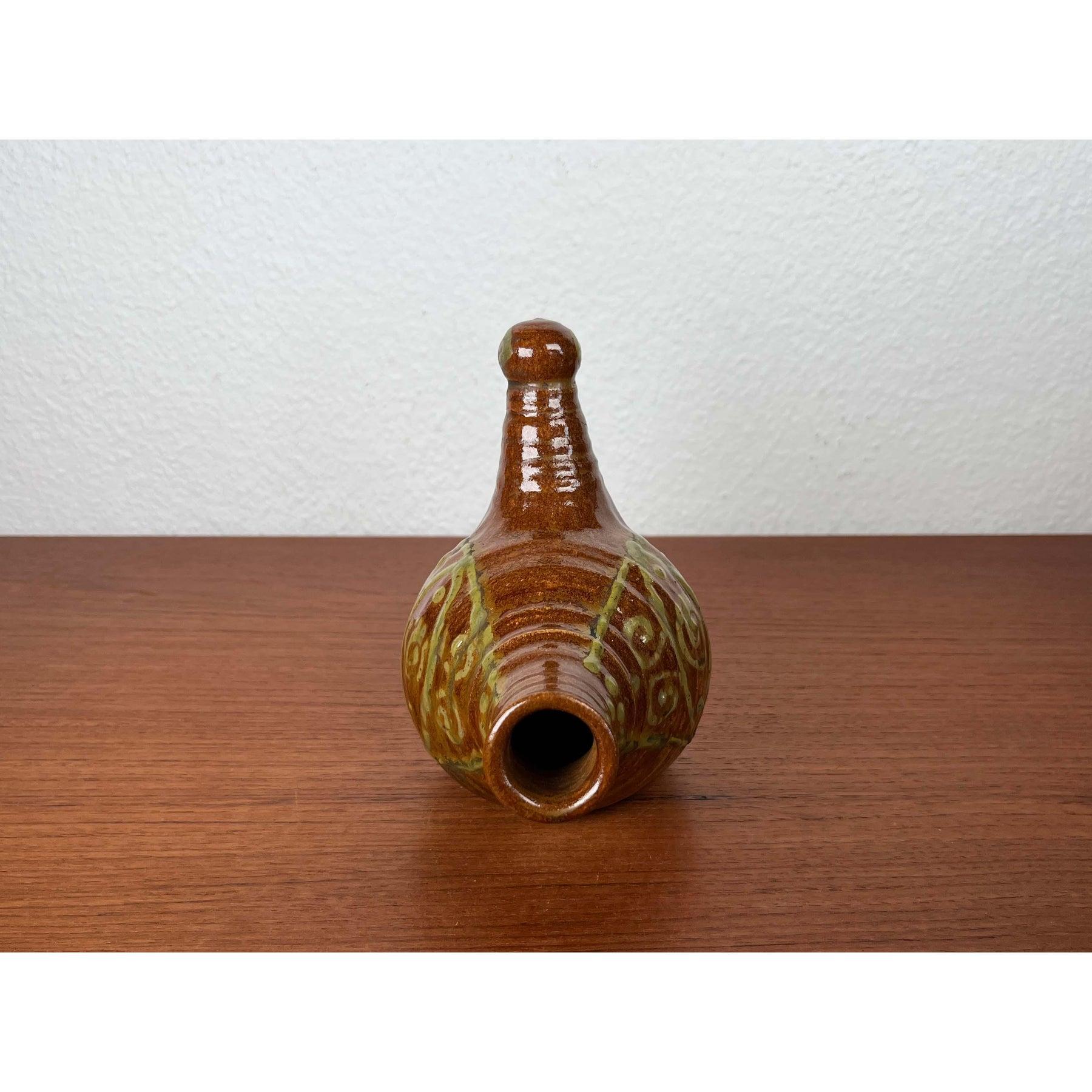 Moderne dänische Studio Pottery-Flasche in Vogelform, 1960er Jahre im Angebot 8
