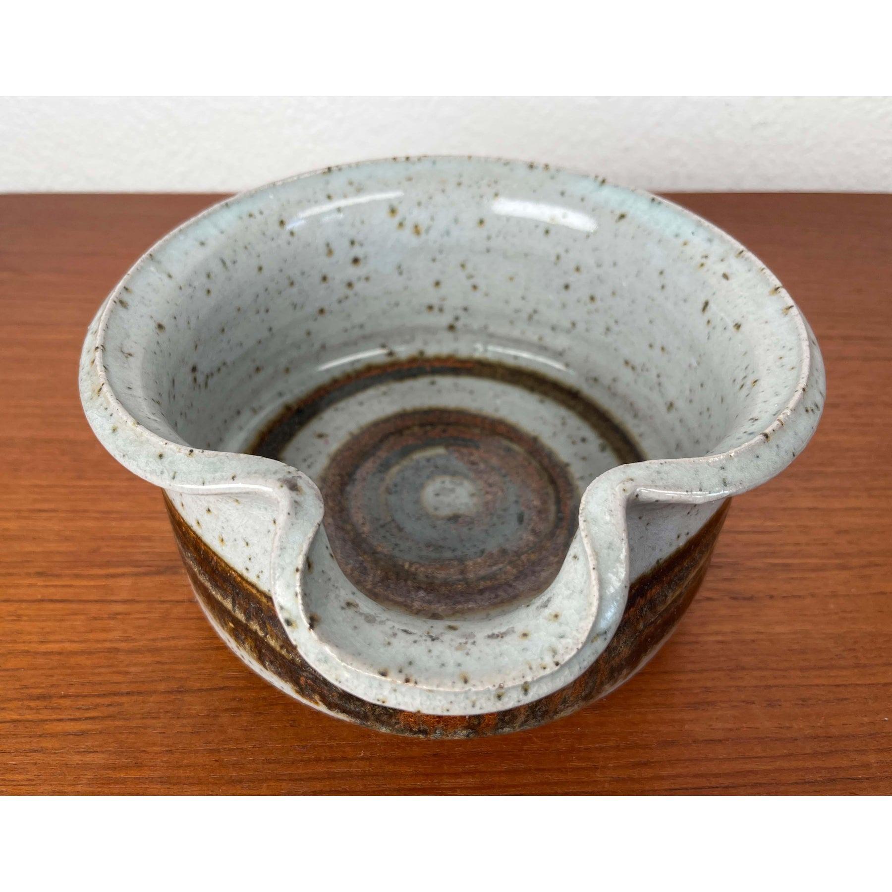 Bol en Studio Pottery danois moderne du milieu du siècle par Jette Andersen Keramik, 1960s Bon état - En vente à Hamburg, DE