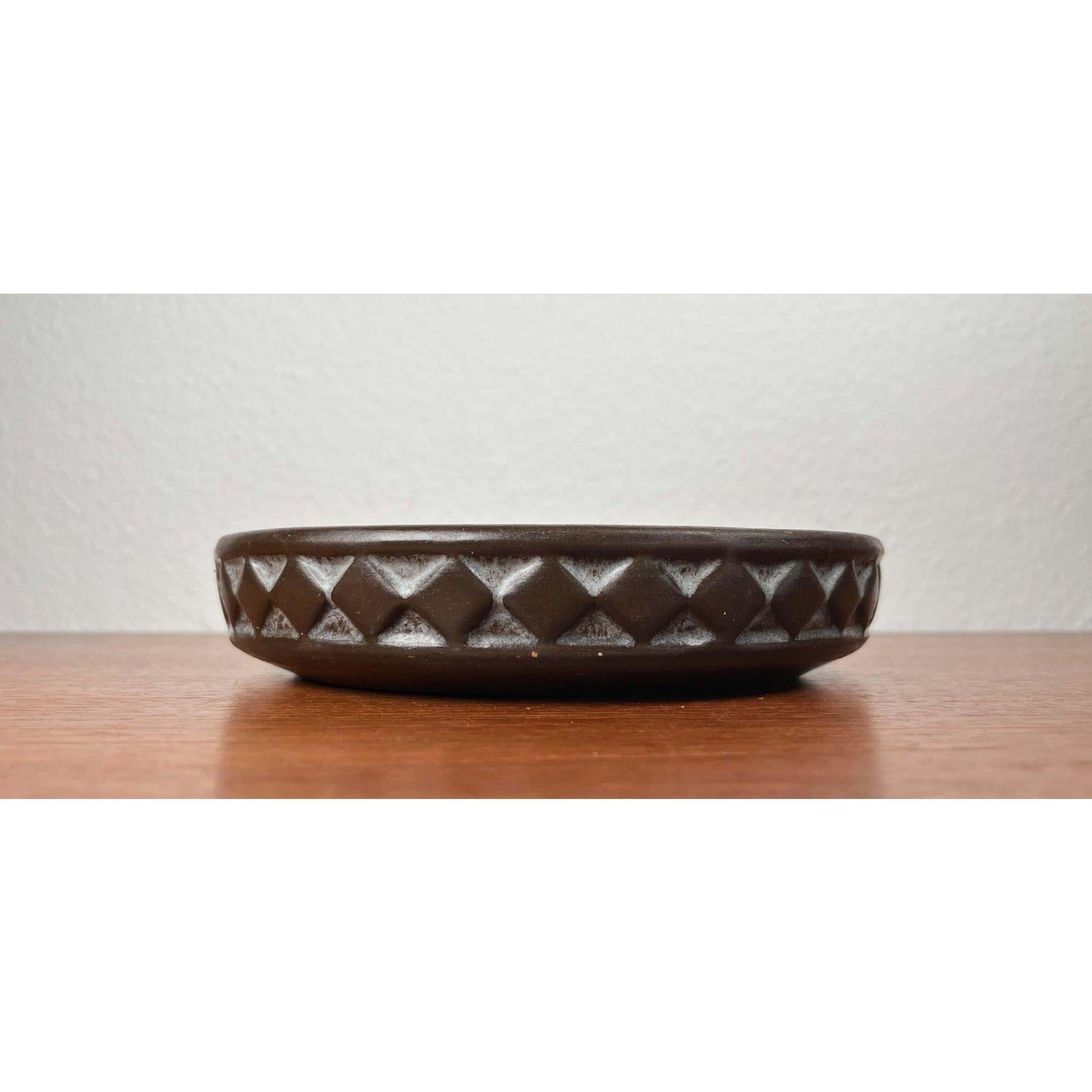 Cuenco danés moderno de mediados de siglo de Studio Pottery de Frank Keramik, años 60 en venta 4