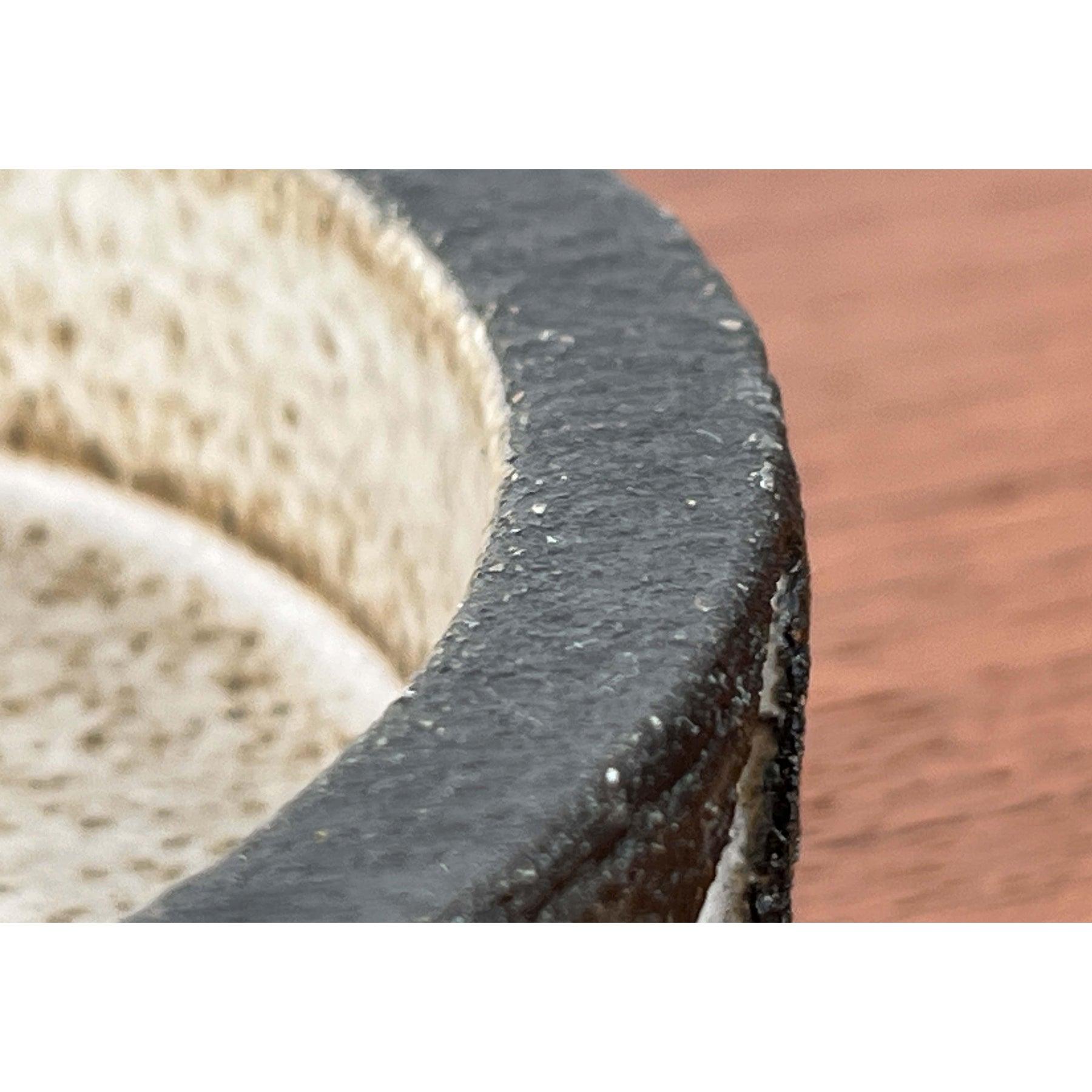Mid-Century Modern Danish Studio Pottery Bowl from Lovemose, 1960s, in Very Good conditions. Designed 1960 to 1969 This piece has an attribution mark,

Additional information:
Materials: Ceramic
Color: Beige
Style: Mid-Century Modern
Period:
