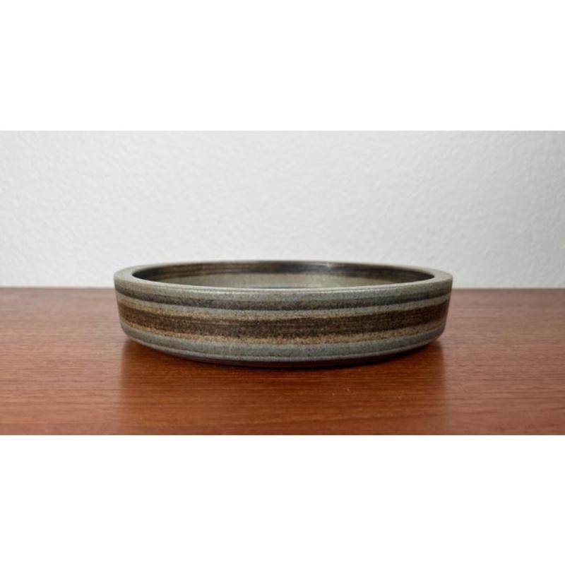 Bol en poterie danoise de Studio Pottery de Mit Stoneware, Danemark, années 1960, moderne du milieu du siècle dernier en vente 1