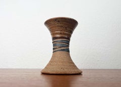 Portacandele in Studio Pottery danese di metà secolo Tue Poulsen Tue Keramik