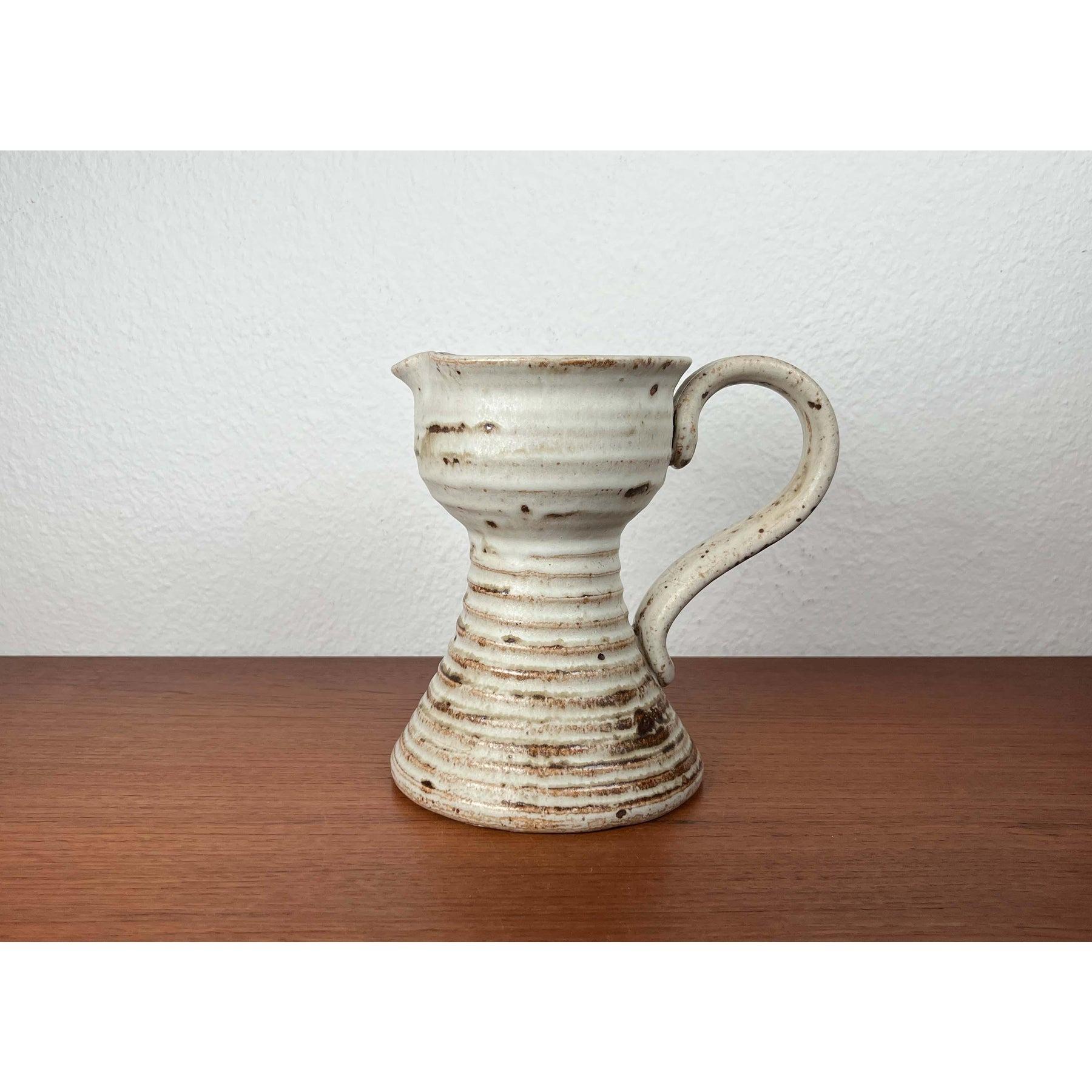 Jarra de Studio Pottery danesa moderna de mediados de siglo de Helle Stenberg, años 60 en venta 6
