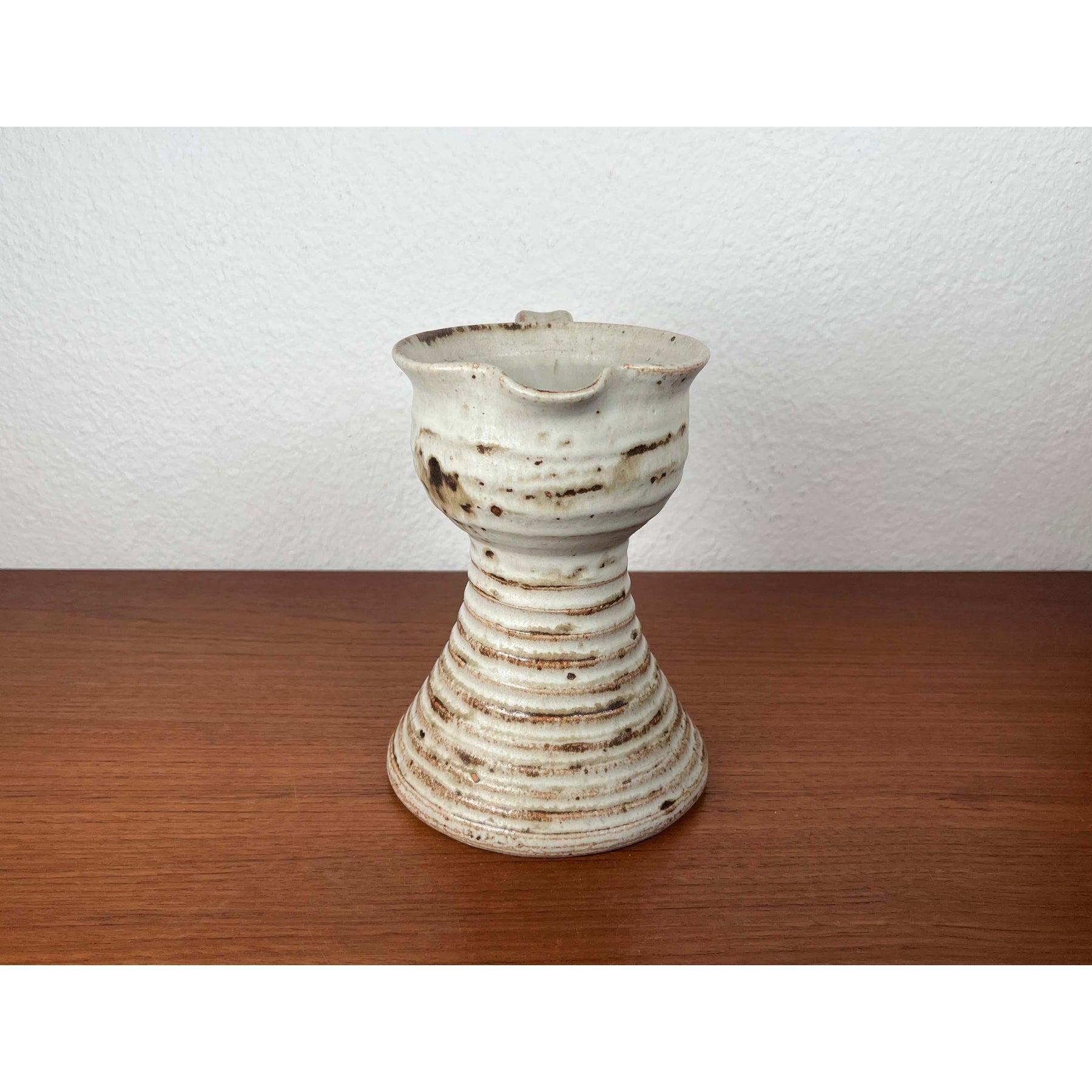 Jarra de Studio Pottery danesa moderna de mediados de siglo de Helle Stenberg, años 60 en Bueno estado para la venta en Hamburg, DE