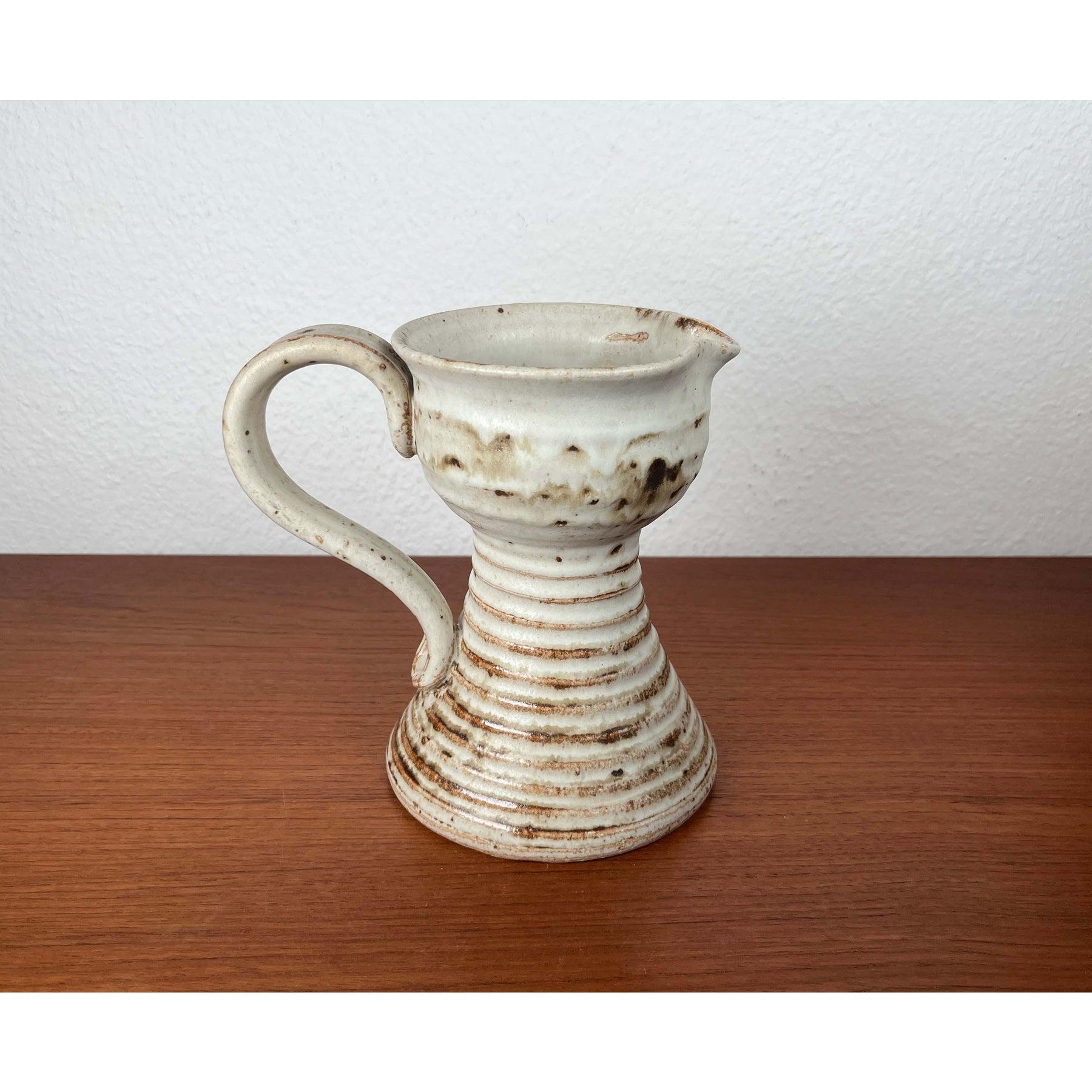 Jarra de Studio Pottery danesa moderna de mediados de siglo de Helle Stenberg, años 60 siglo XX en venta