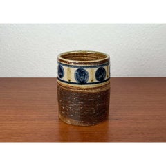 Moderne dänische Studio Pottery Tasse aus der Jahrhundertmitte von Kingo Keramik, 1960er Jahre