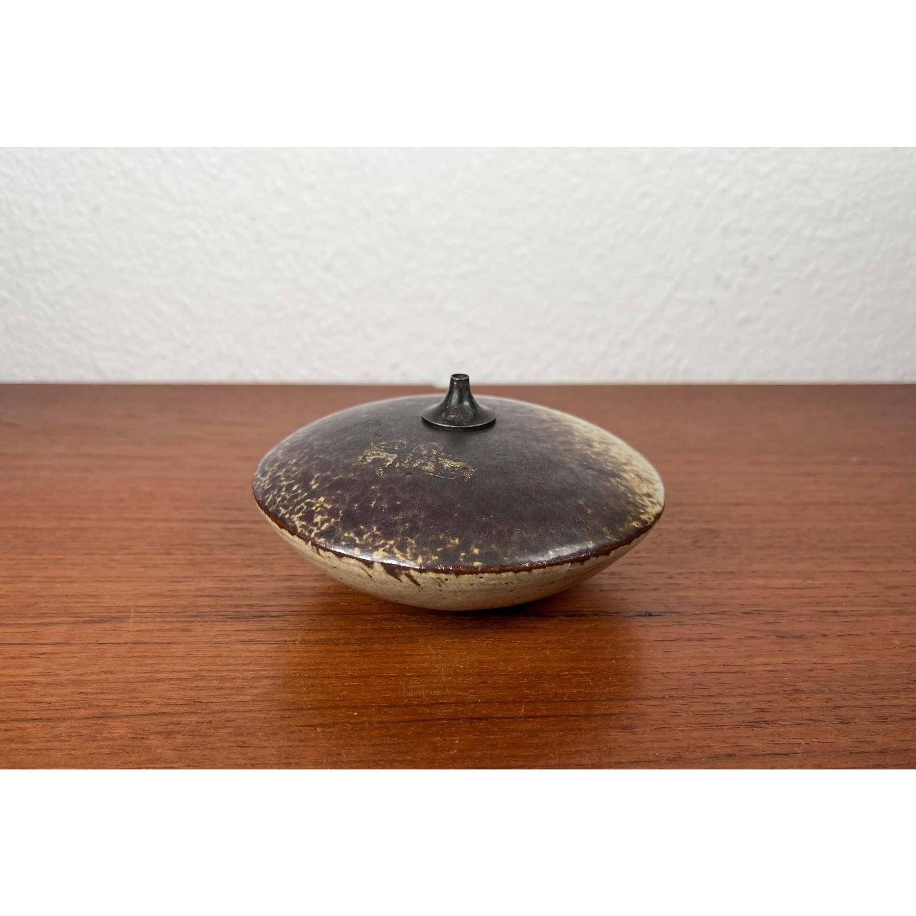 Lámpara de aceite de Studio Pottery danesa moderna de mediados de siglo de Aage Würtz, años 60 Danés en venta