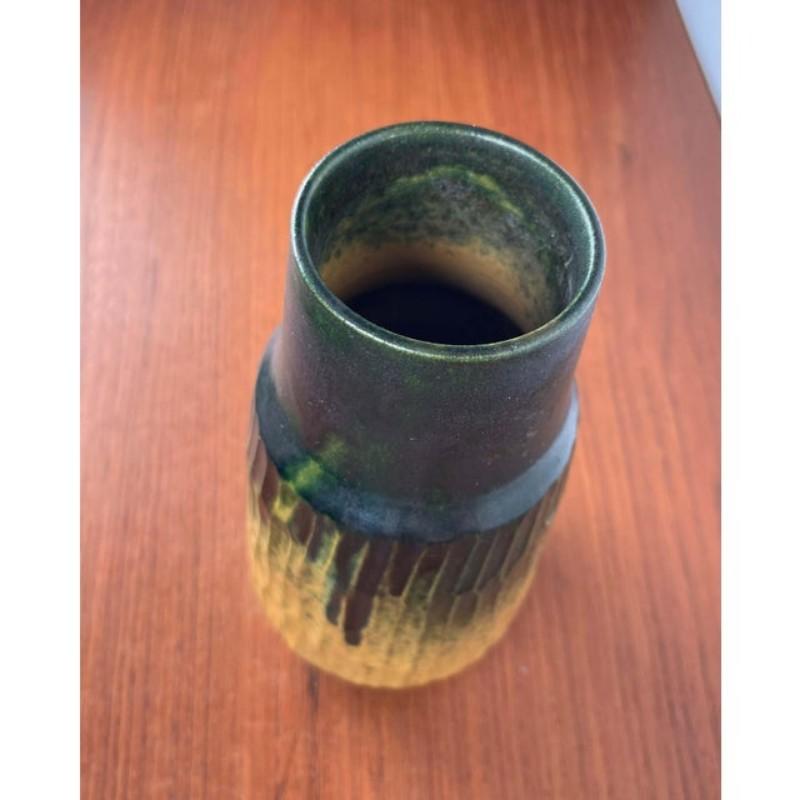 Vaso in studio danese moderno di metà secolo di Ernst Pottery, Faxe, anni '60 in vendita 8