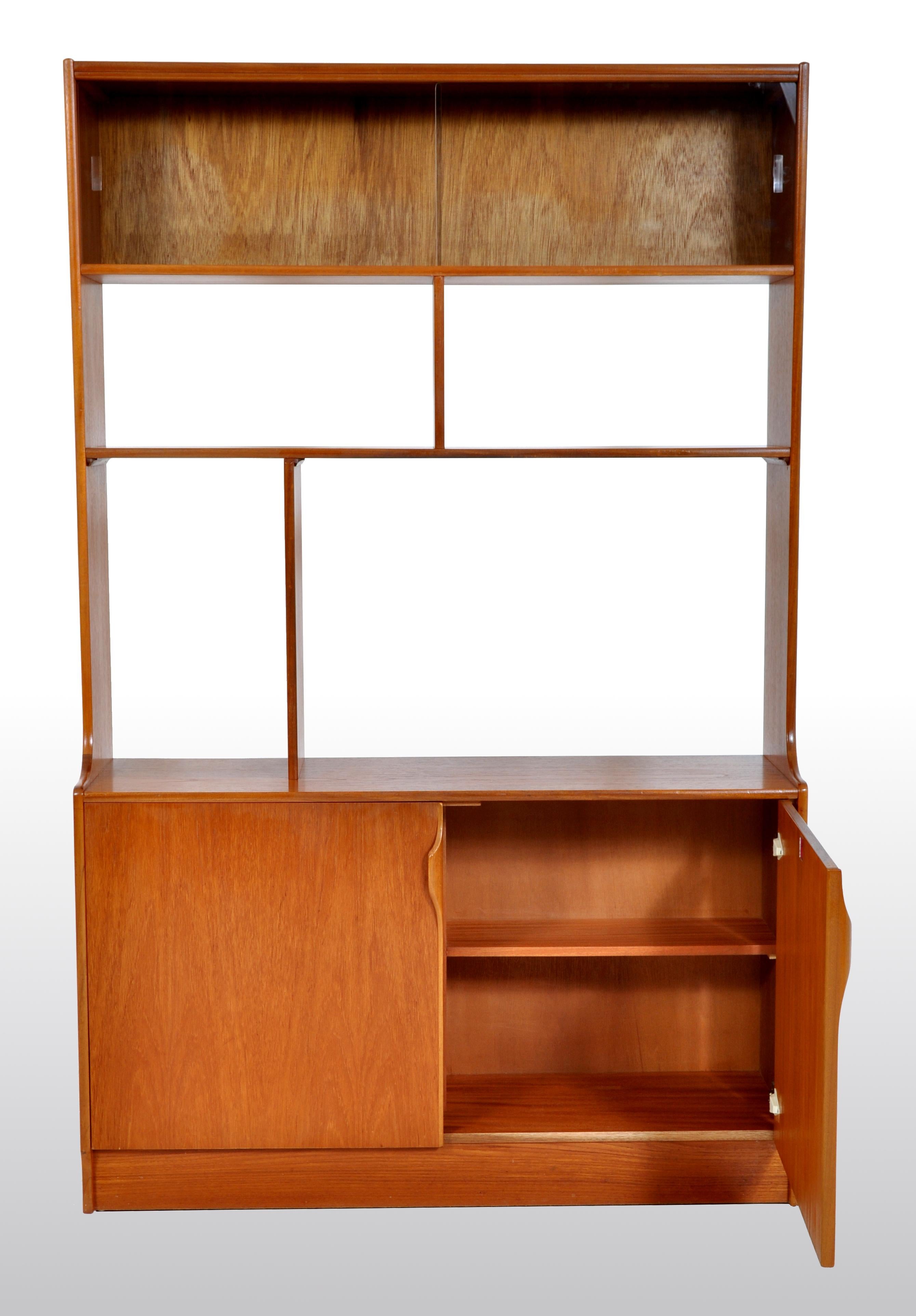 Mid-Century Modern Danish Style Bookcase / Wall Unit / in Teak by S Form, 1960s 1