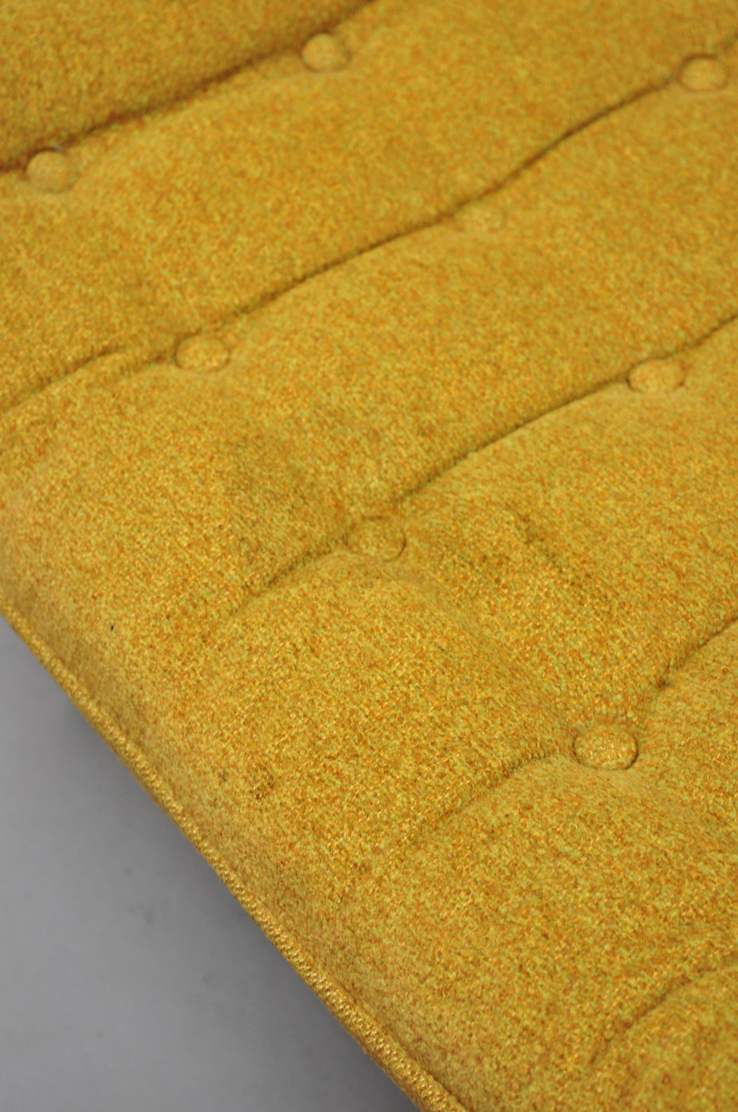 Fabric Mid-Century Modern Danish Style Kroehler Sculptural Lounge Club Chair & Ottoman