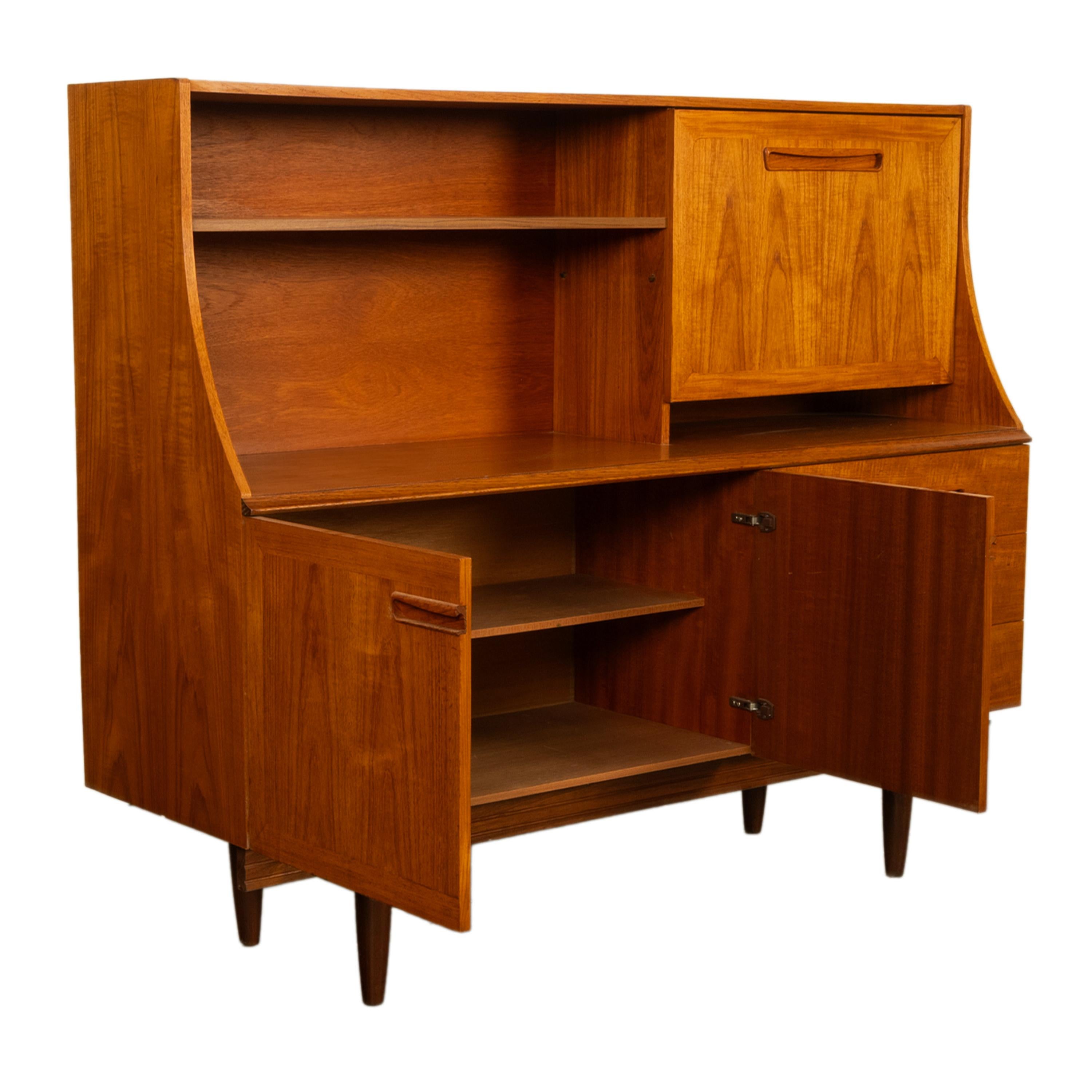 Milieu du XXe siècle Crédence Bar Buffet Buffet G-Plan 1960 en vente