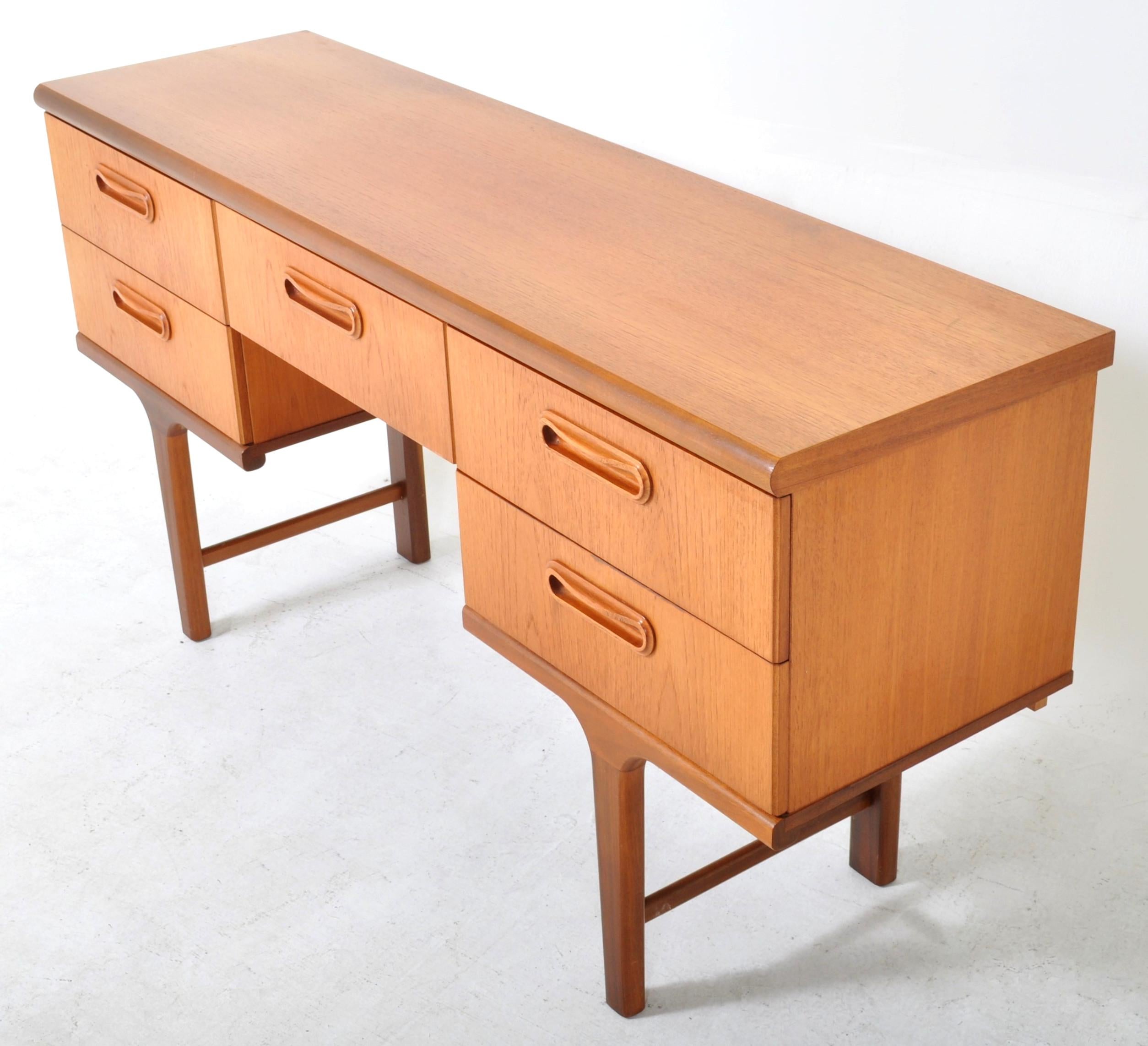 Mid-Century Modern Danish Style Teak Desk, 1960s 3