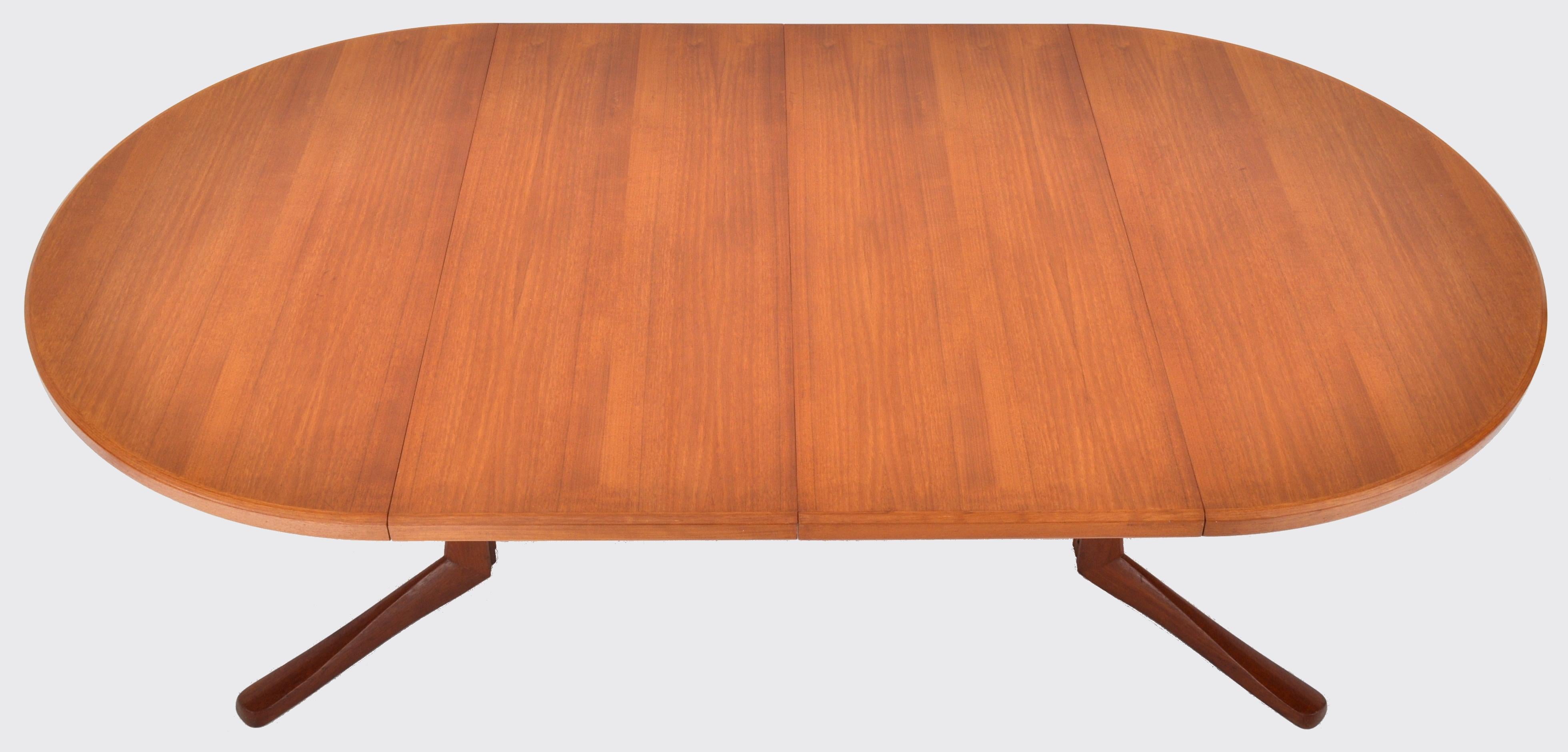Mid-Century Modern Danish Style Teak Dining Table with Twin Leaves by McIntosh 2