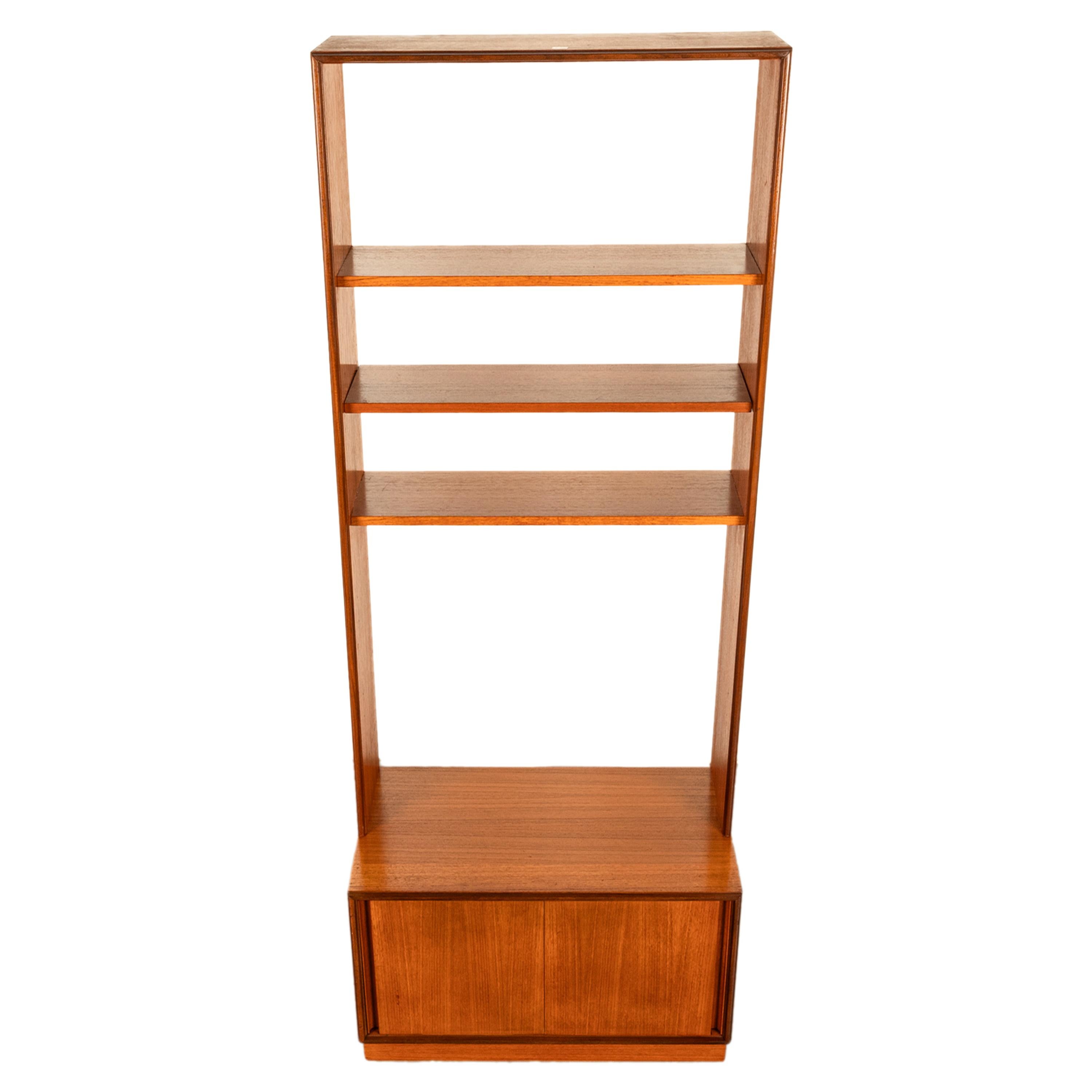 Bibliothèque à cinq sections en teck de style danois moderne du milieu du siècle, 1967 en vente 4
