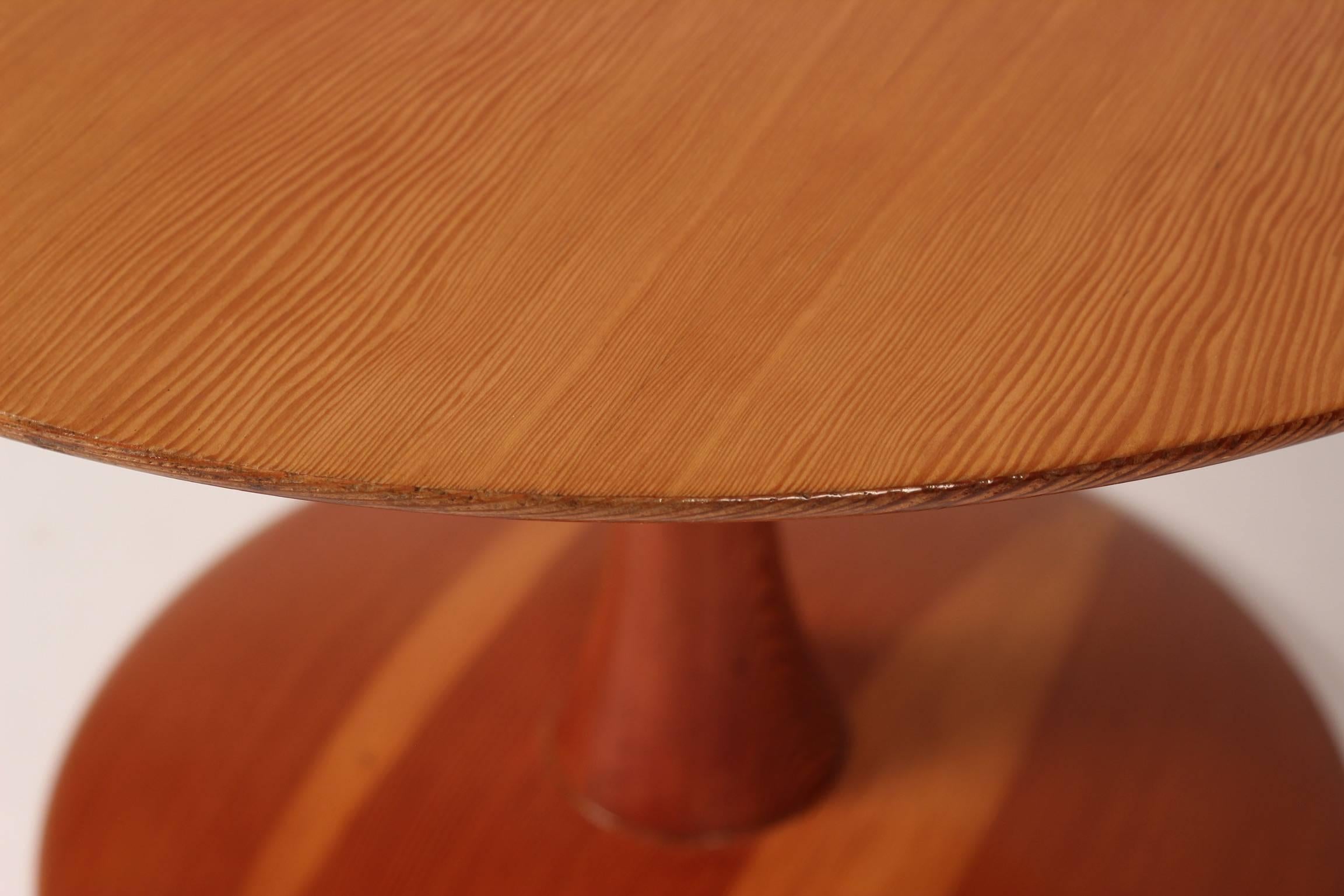 Scandinavian Modern Danish Vintage Pine Table by Nanna Ditzel For Sale 1