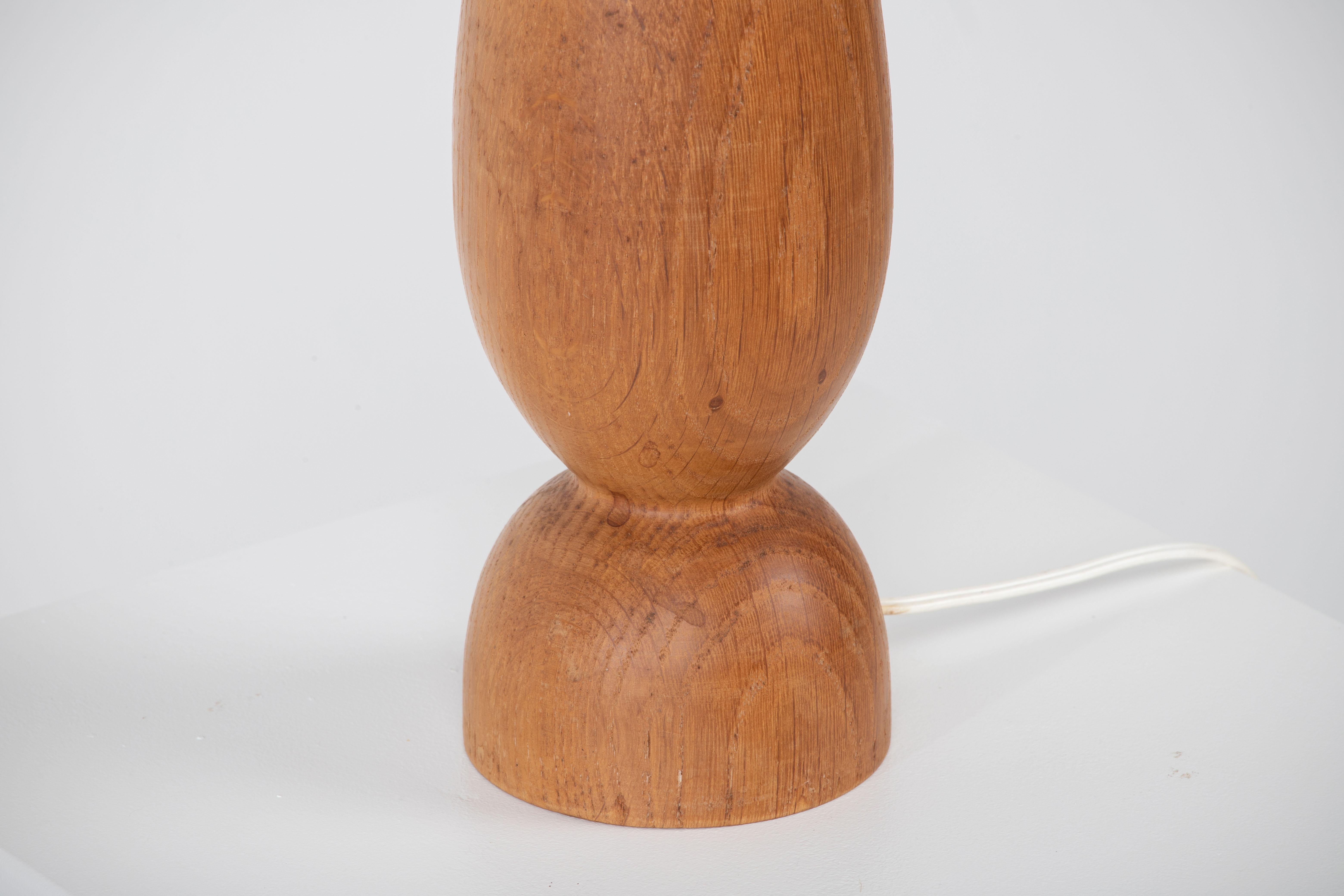 Mid-Century Modern Danish Table Lamp, 1960 For Sale 2