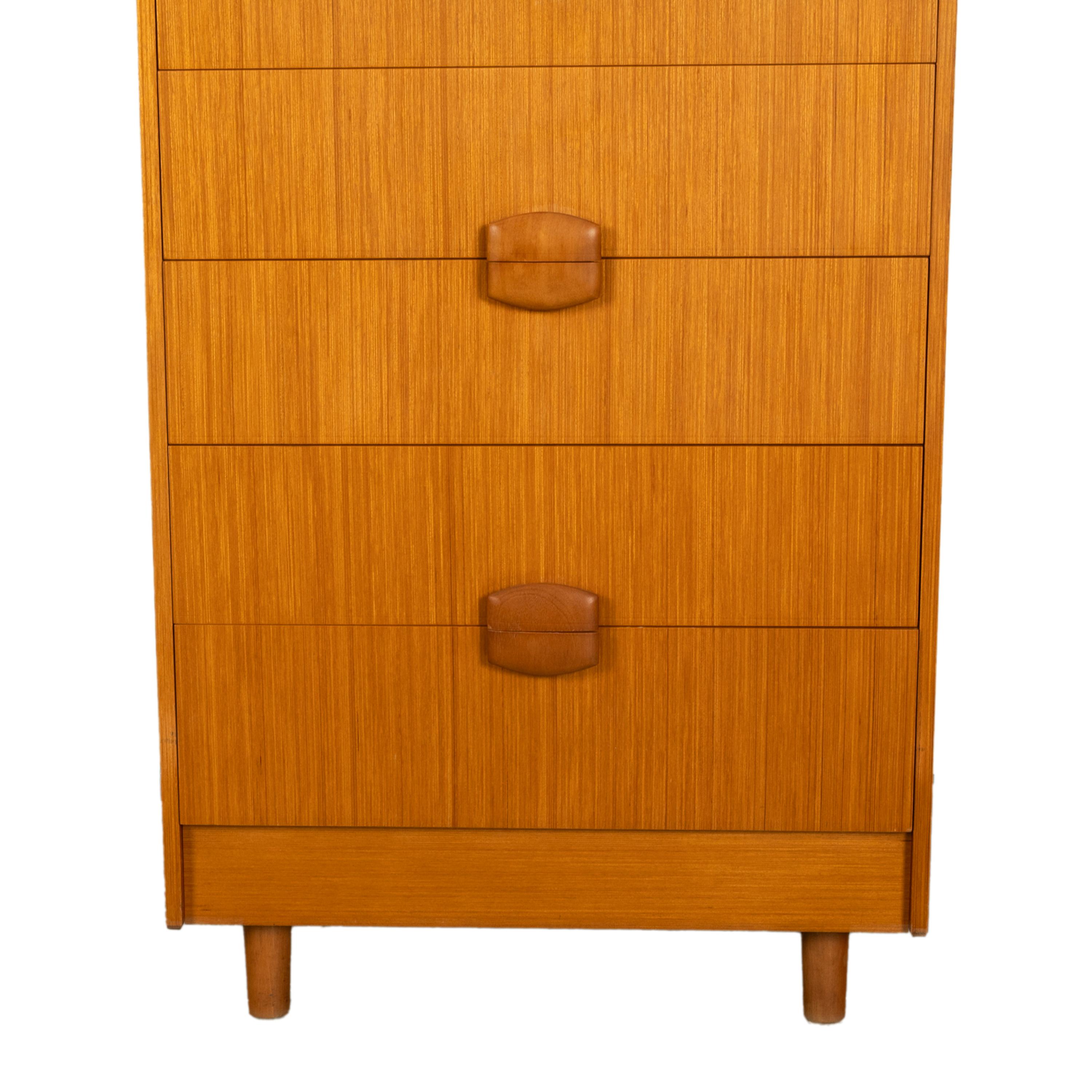 Mid Century Modern Danish Tall Boy Teak Chest of Drawers Six Drawer Dresser 1960 For Sale 8