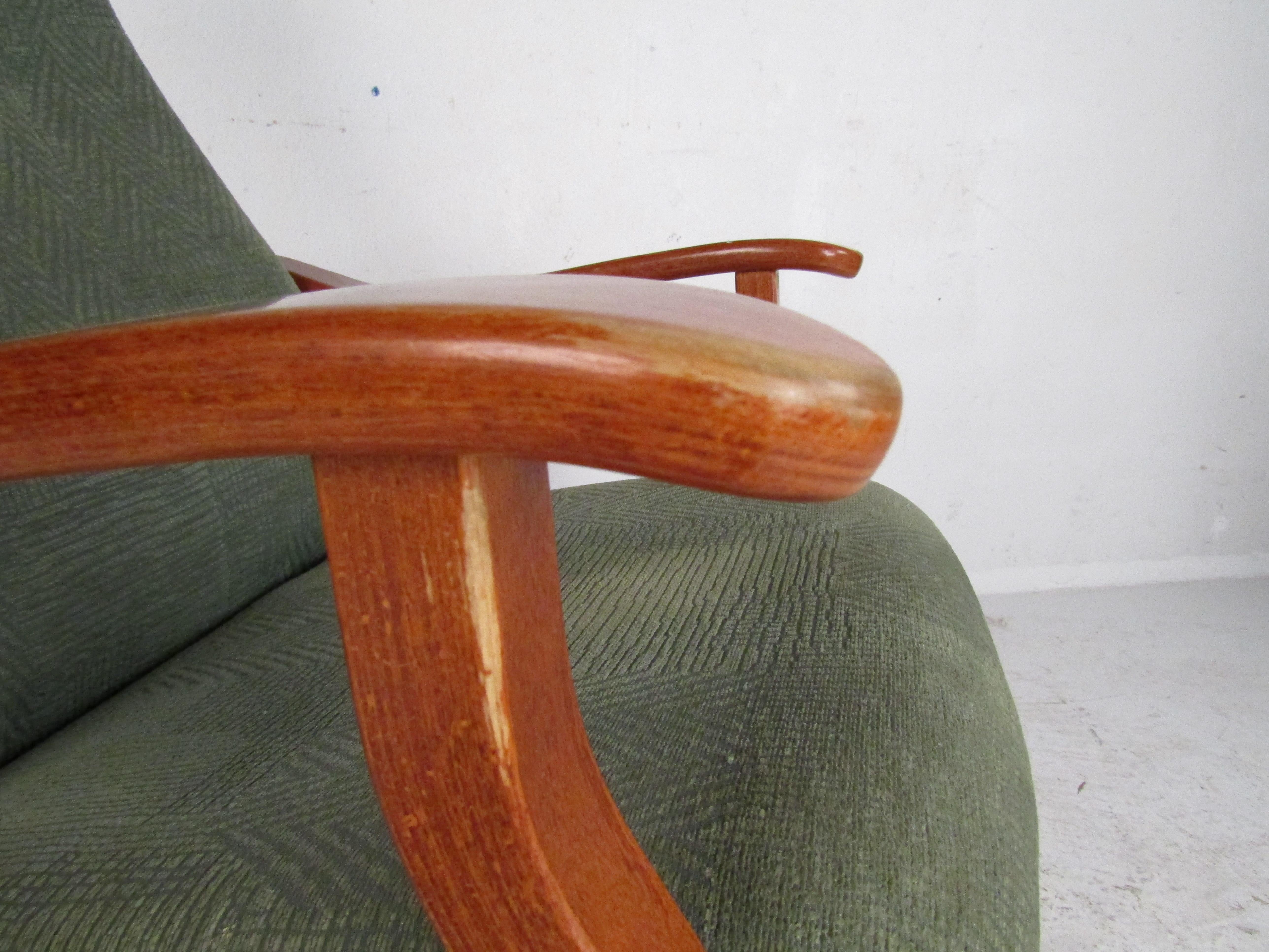 Mid-Century Modern Danish Teak Adjustable Rocking Chair 5