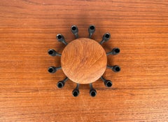 Candelabro danés moderno de mediados de siglo de teca y hierro fundido de Digsmed, años 60