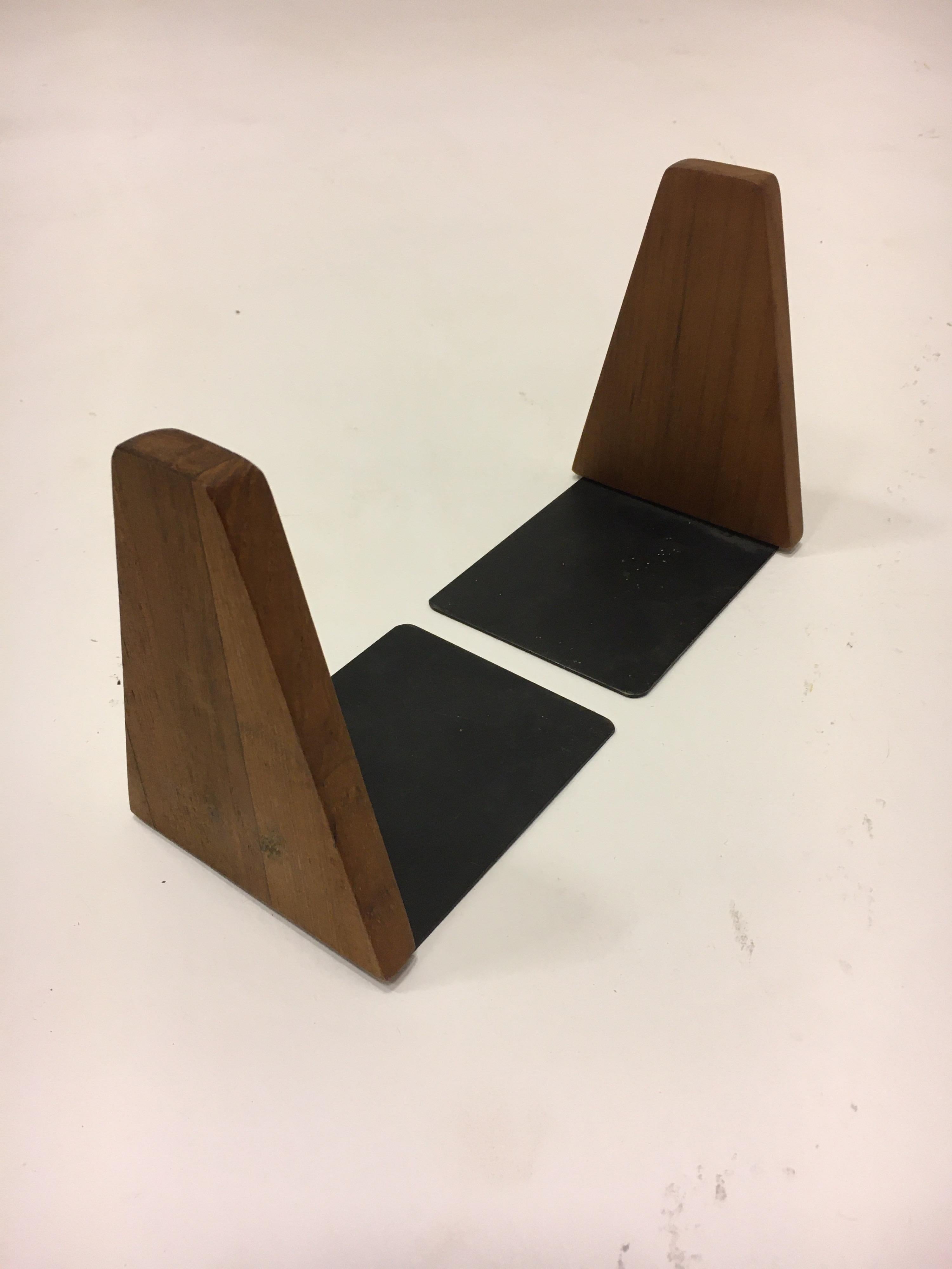 Mid-Century Modern Danish Teak Book Ends, Denmark, 1950s In Good Condition For Sale In Vienna, AT