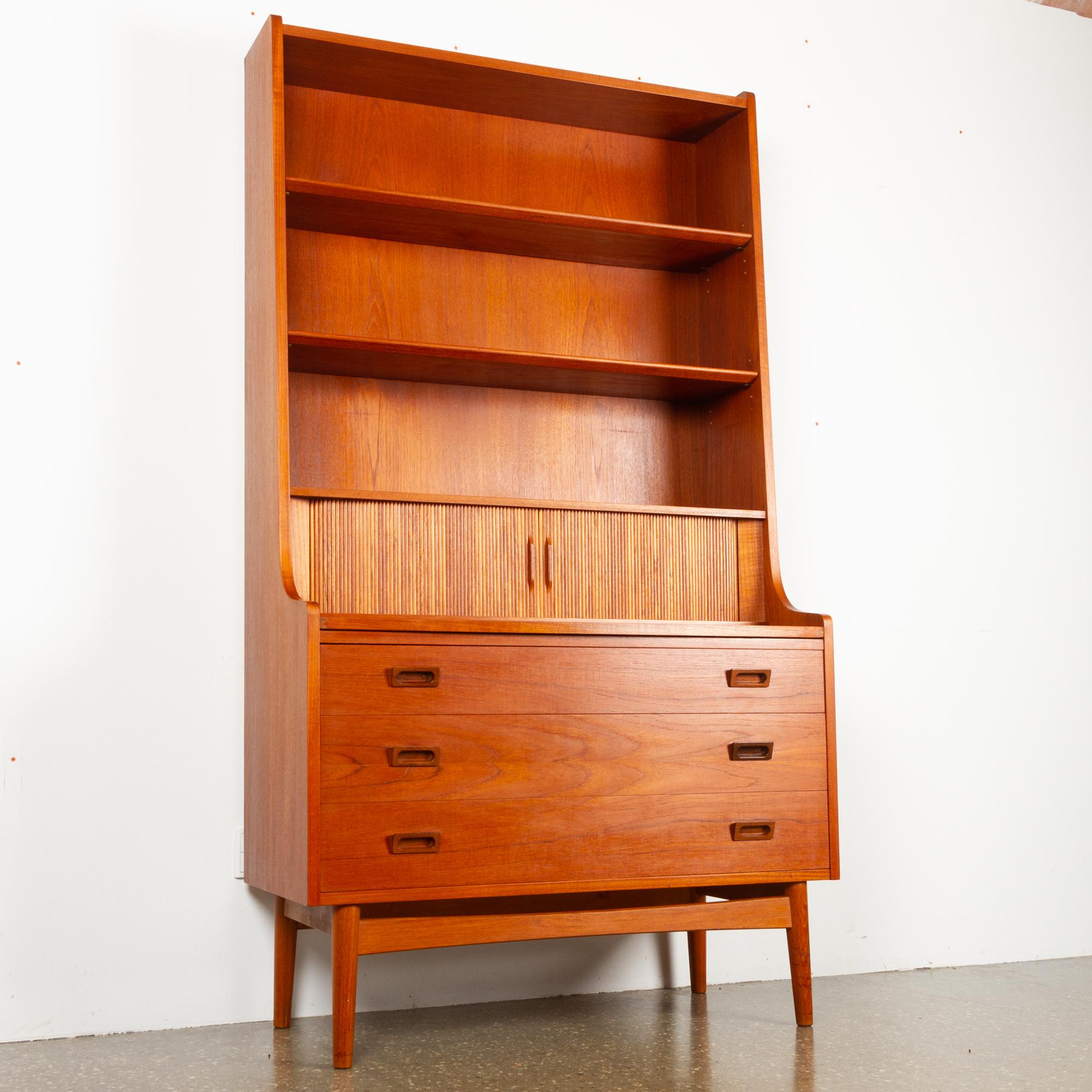 Mid-Century Modern Danish Teak Bookcase, 1960s 8