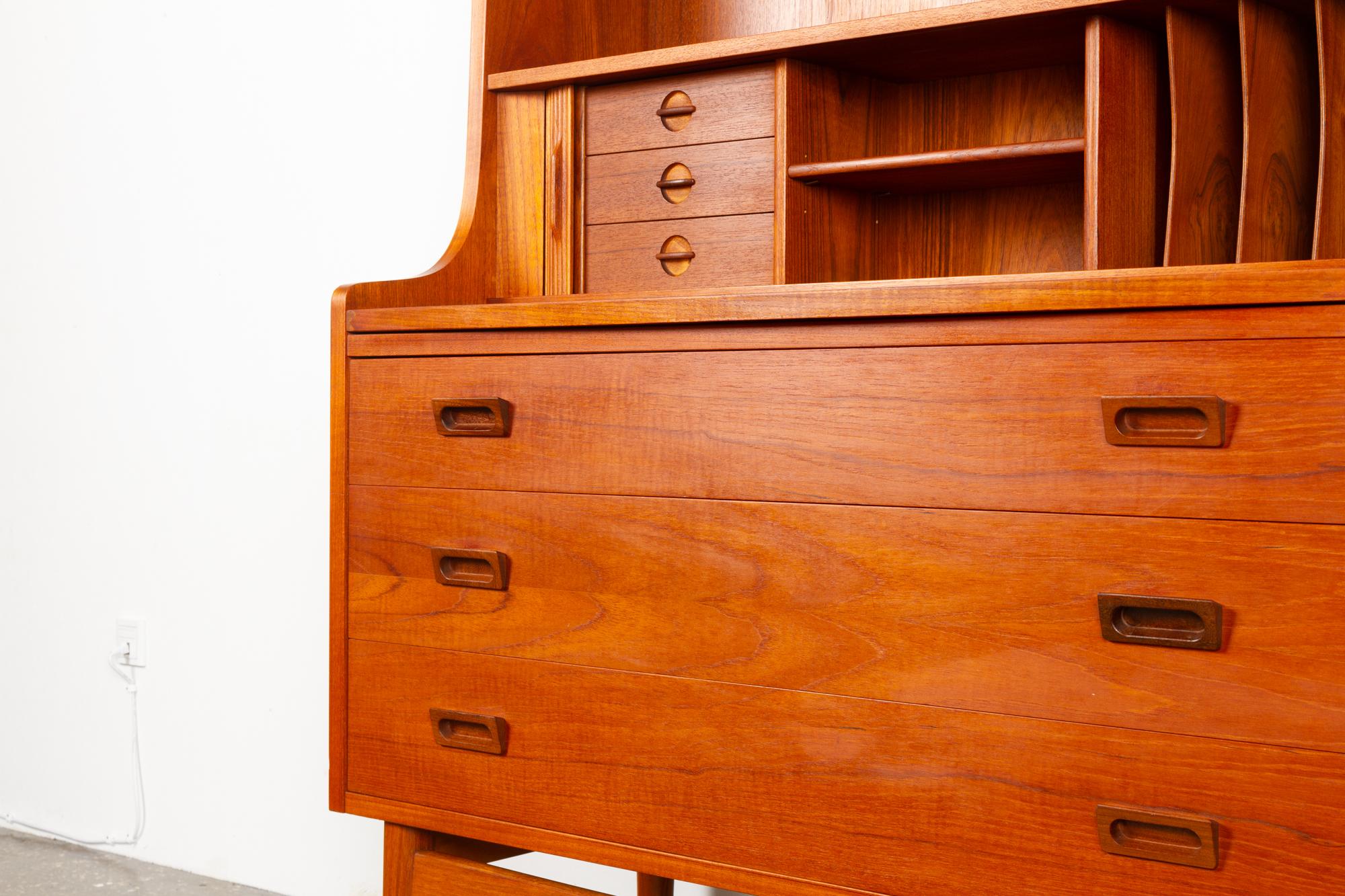 Mid-Century Modern Danish Teak Bookcase, 1960s 2