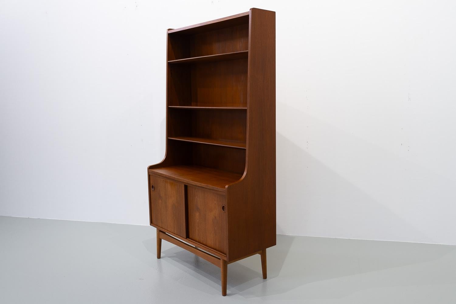 Mid-Century Modern Danish Teak Bookcase by Johannes Sorth for Nexø, 1960s. 2