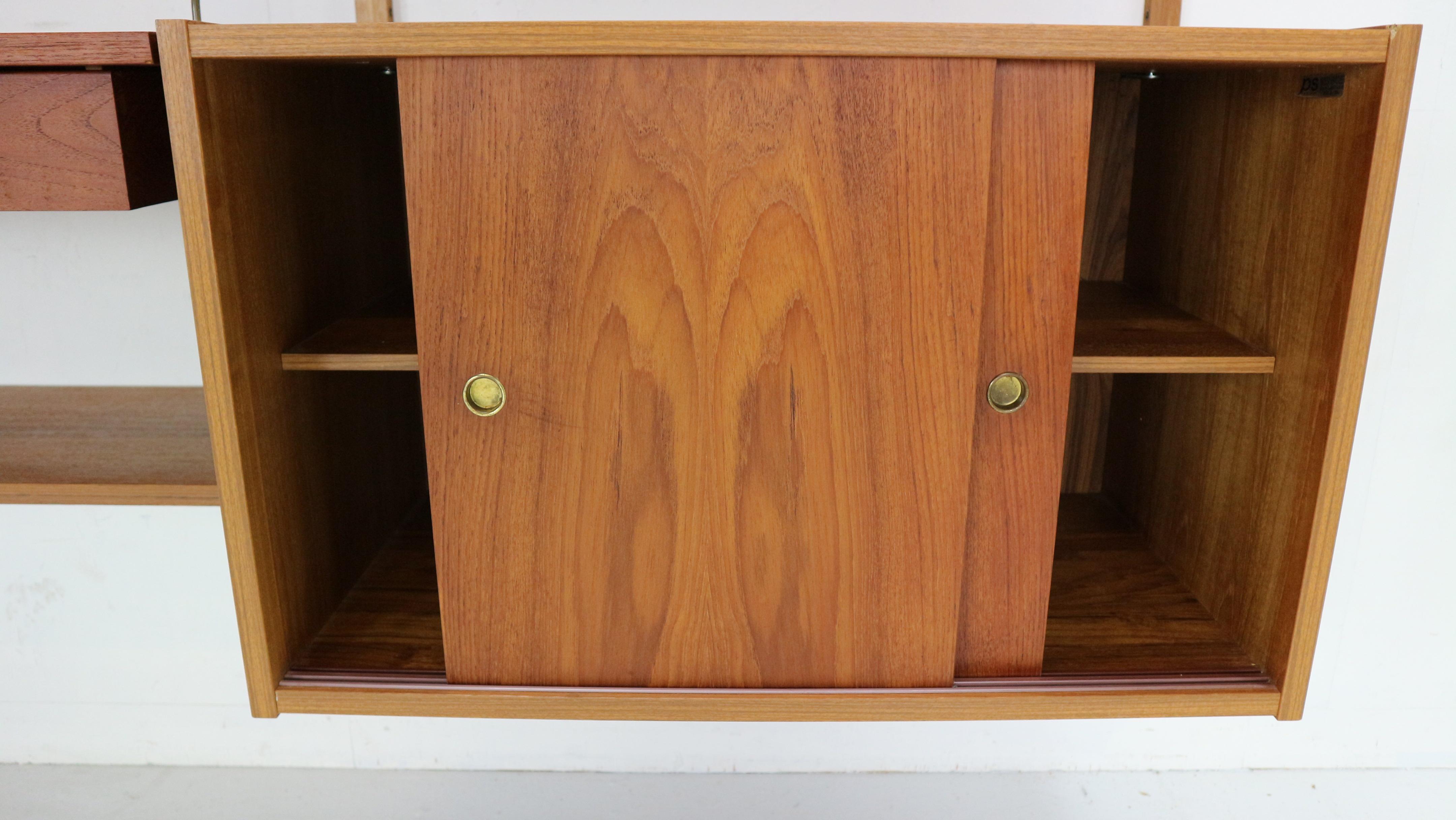 Mid-Century Modern Danish Teak and Brass Modular Wall Shelving Unit, 1960s 8