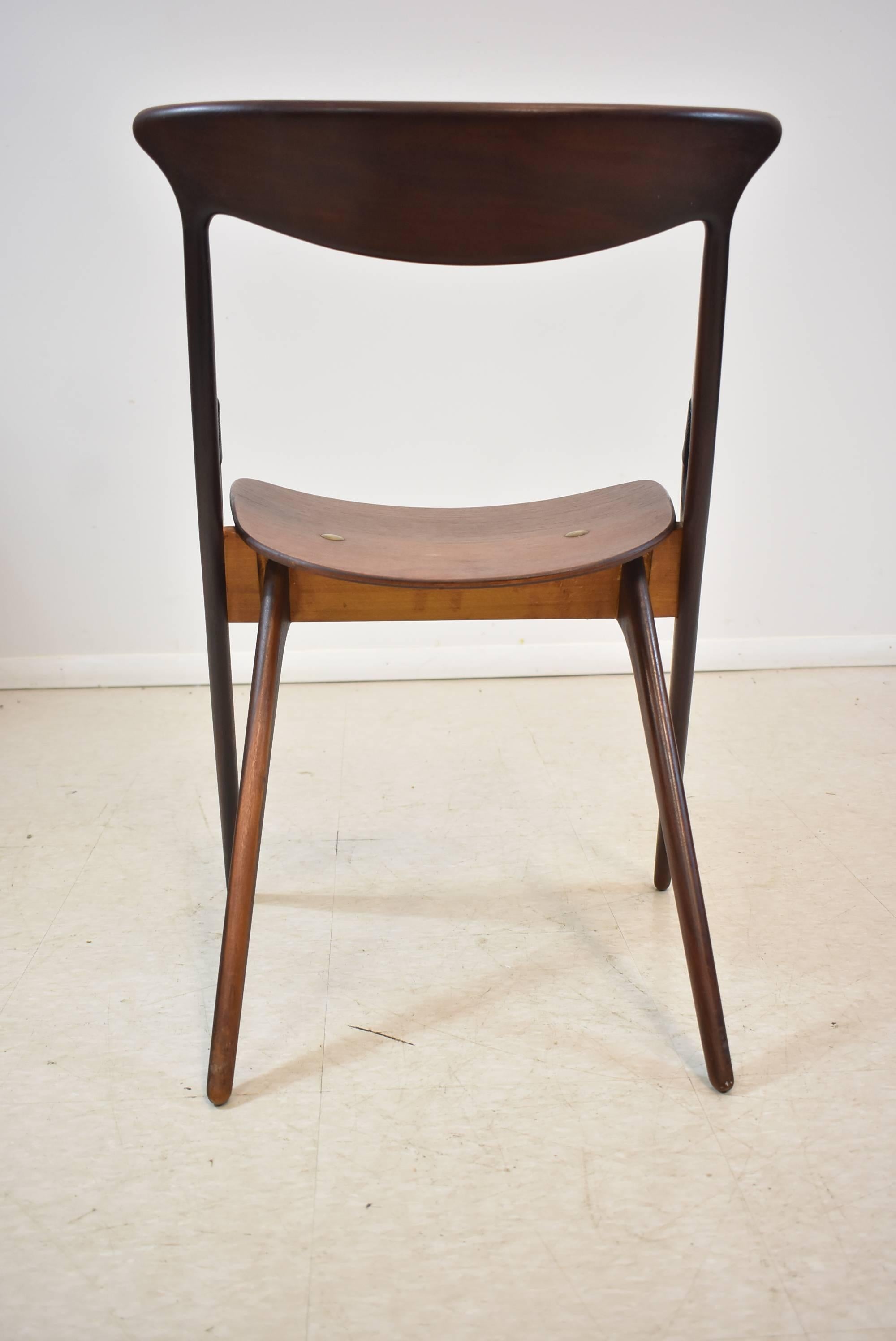 Mid-Century Modern Danish Teak Chair by Arne Hovmand Olsen Model 71 In Good Condition In Toledo, OH