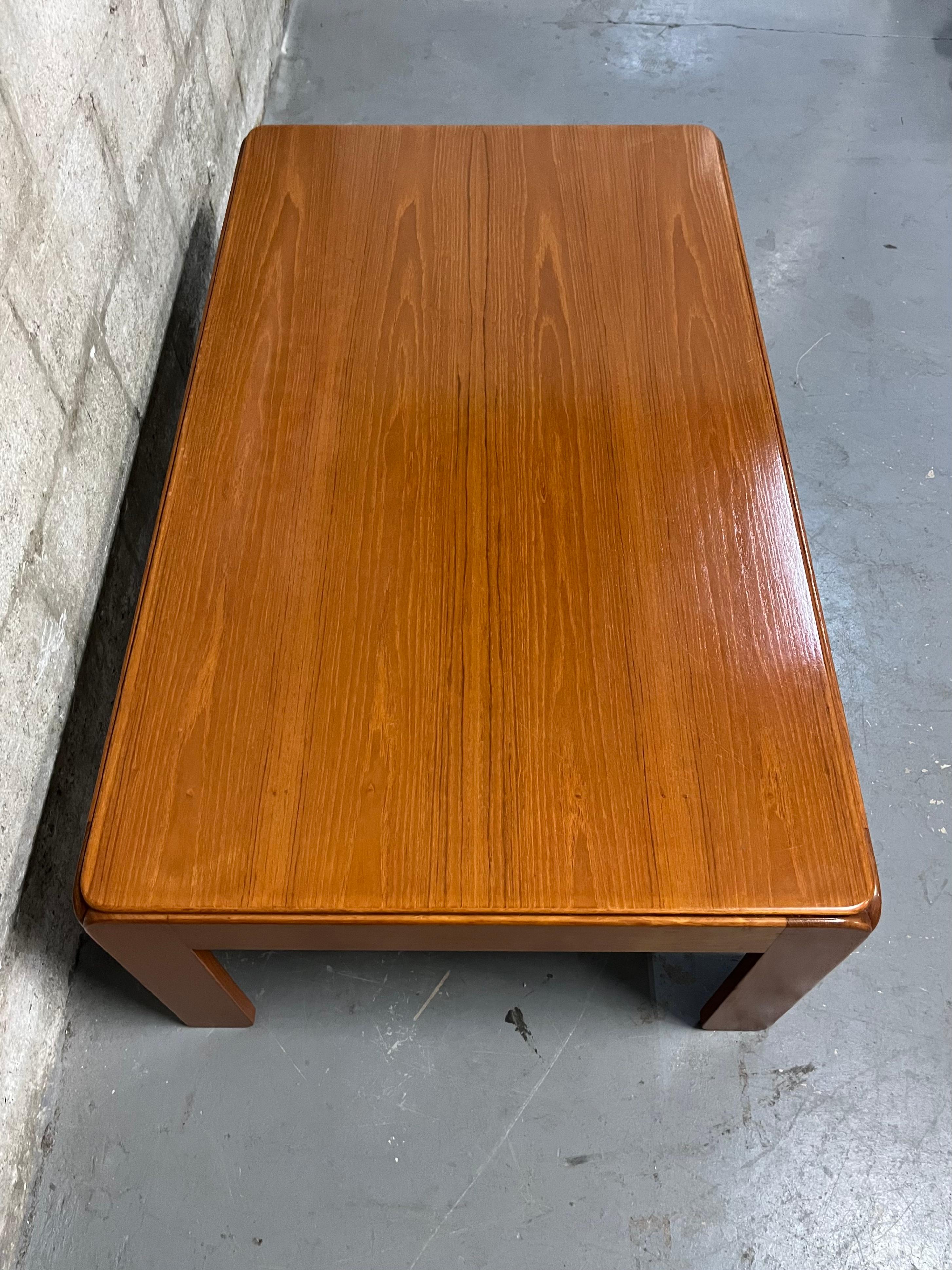 Mid-Century Modern Danish Teak Coffee Table by Niels Eilersen. Circa 1970s For Sale 3