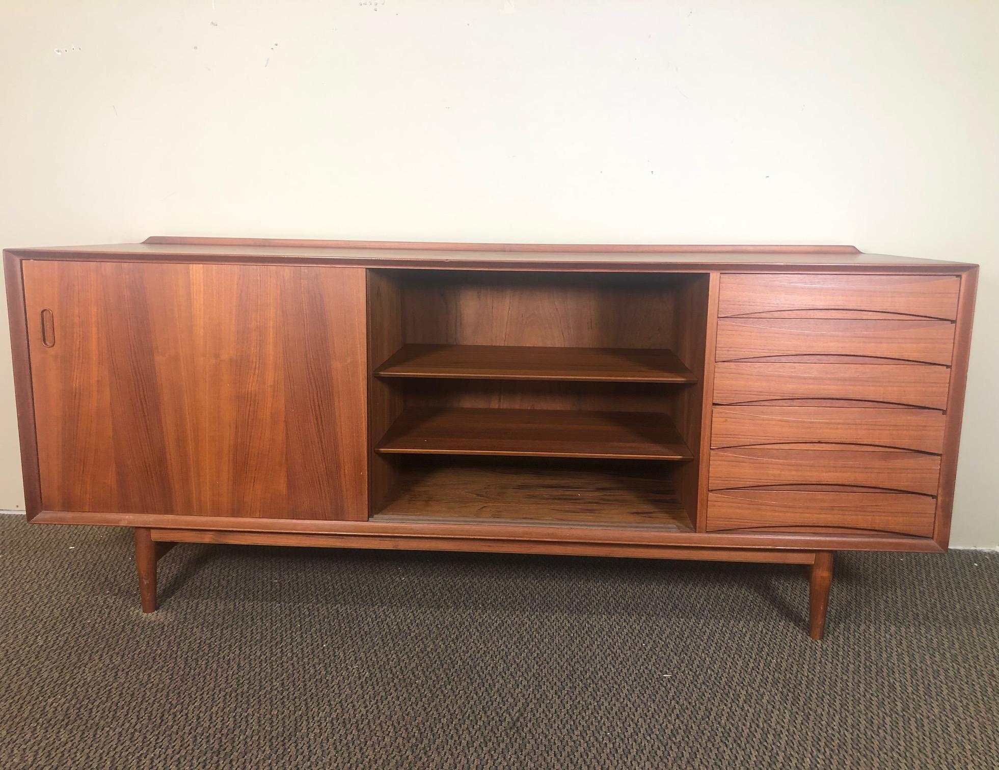 20th Century Mid-Century Modern Danish Teak Credenza by Arne Vodder for Sibast Model 29