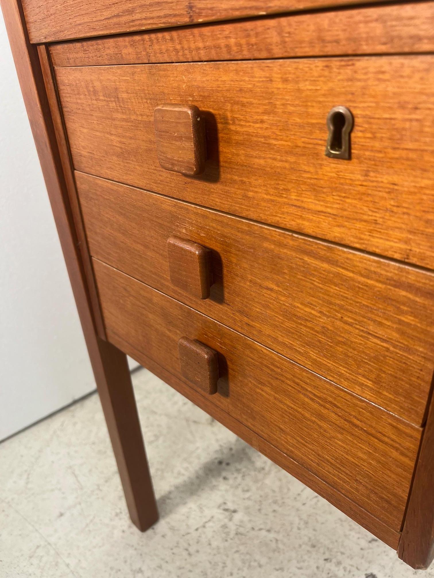 20th Century Mid Century Modern Danish Teak Desk By Domino Mobler Free Standing For Sale