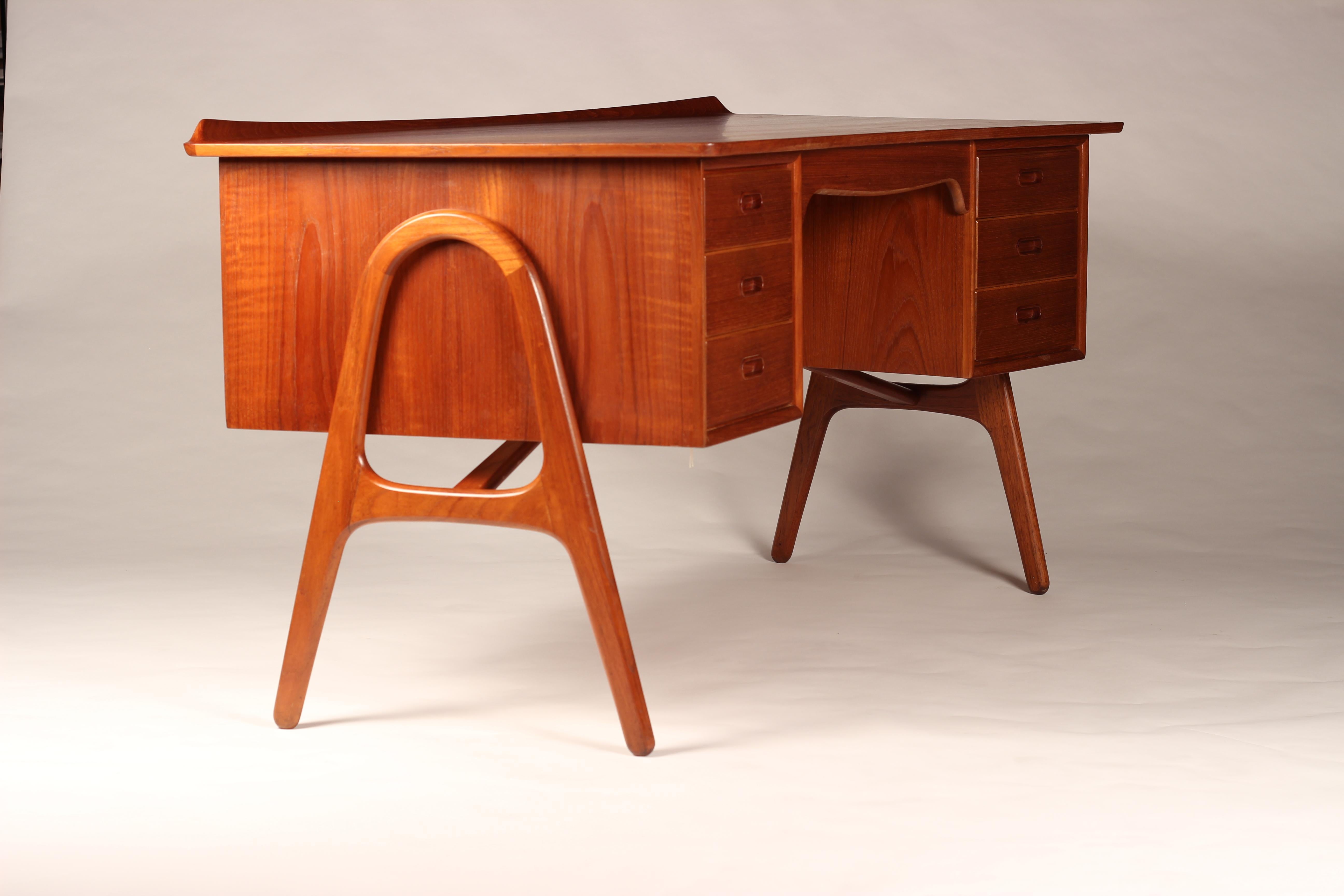 Mid-Century Modern Danish Teak Desk Designed by Svend Aage Madsen 2