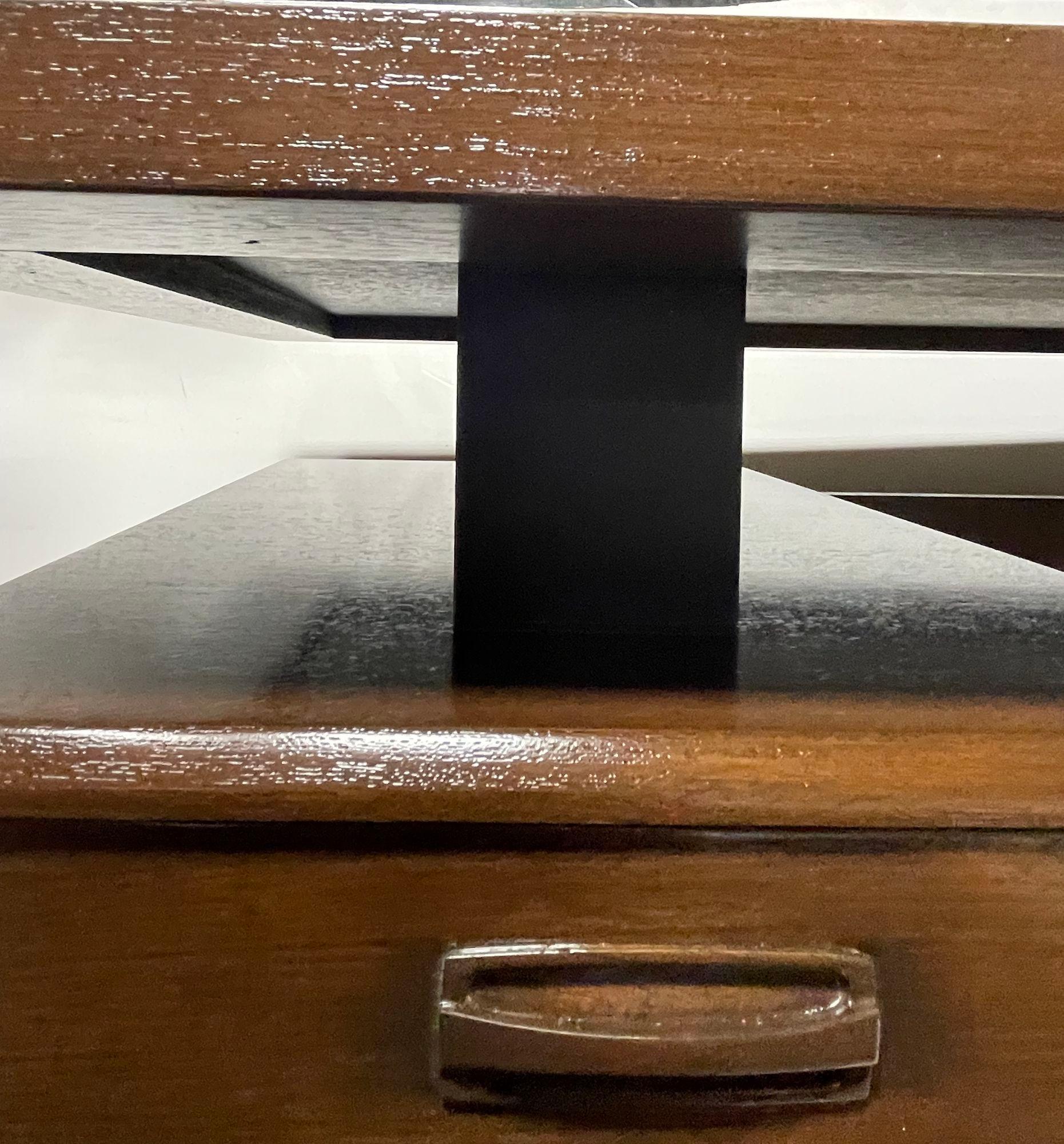 Danese Scrivania galleggiante danese in teak della metà del secolo scorso di Colibri, anni '60 in vendita