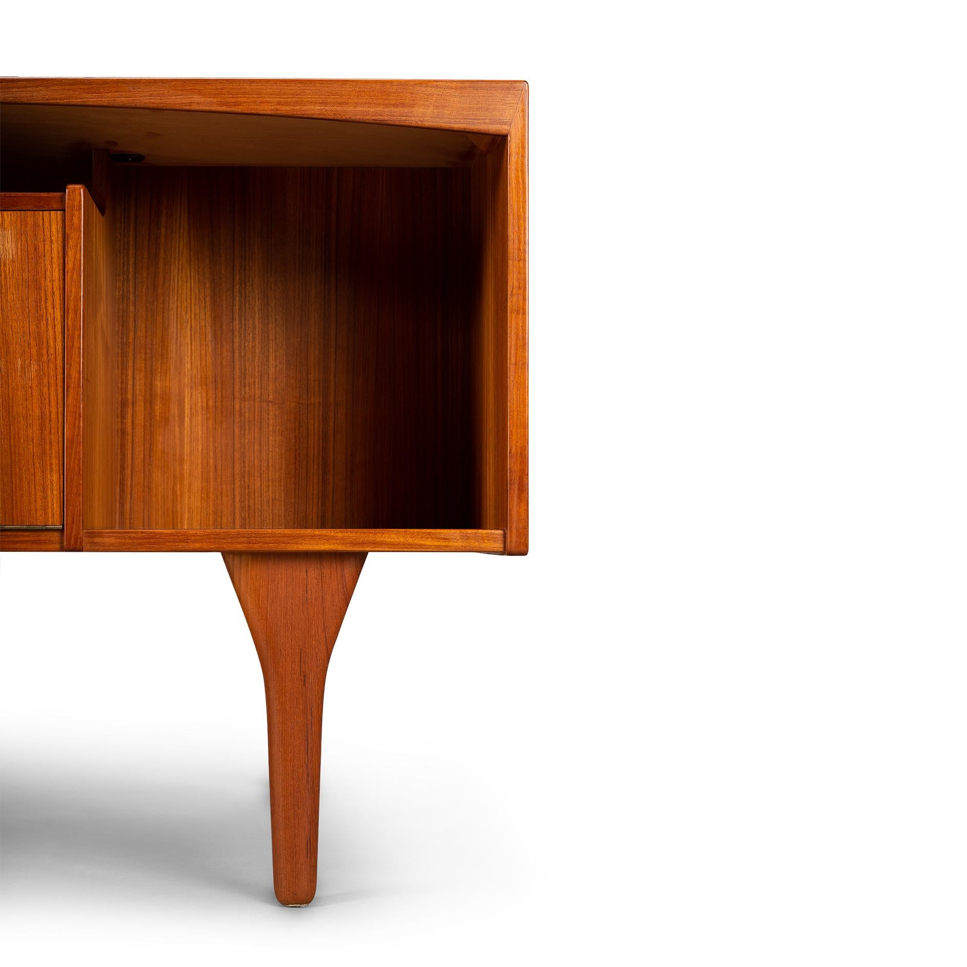 Mid-Century Modern Danish Teak Freestanding Desk by Valdermar Mortensen, 1960s 1