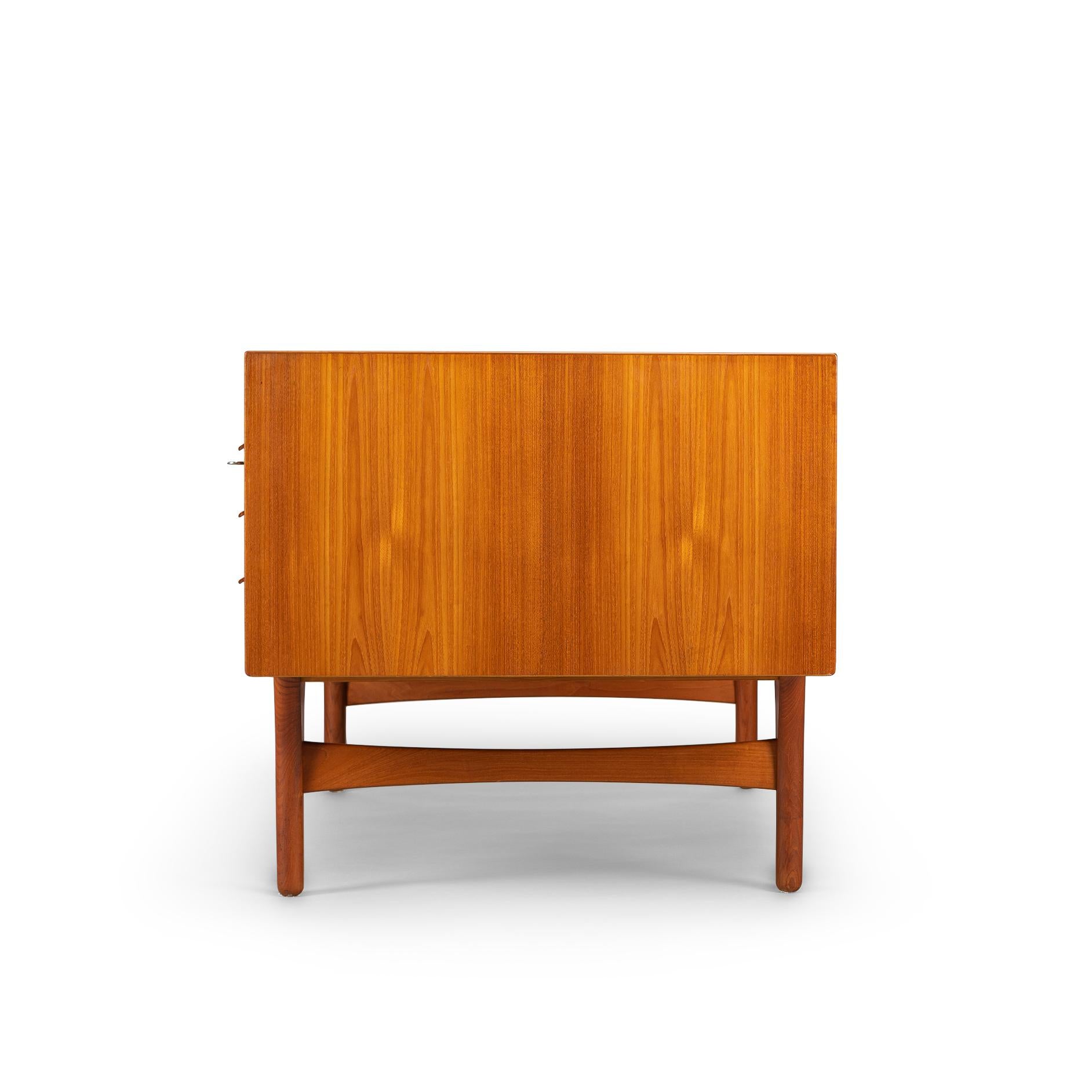 Mid-Century Modern Danish Teak Freestanding Desk by Valdermar Mortensen, 1960s 3