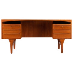 Retro Mid-Century Modern Danish Teak Freestanding Desk by Valdermar Mortensen, 1960s