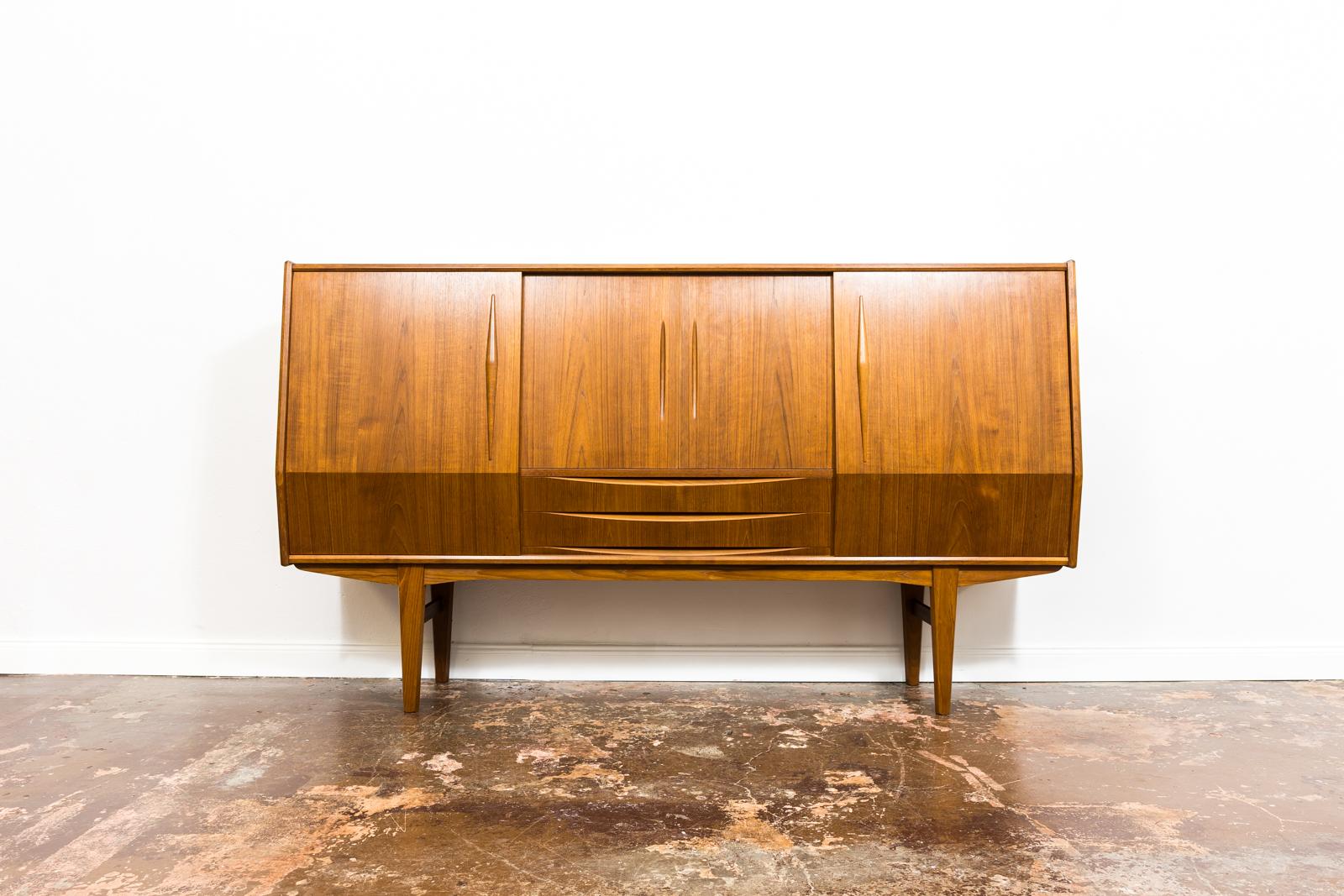 Mid-Century Modern Danish teak highboard credenza 1960's Denmark.
Completely restored.