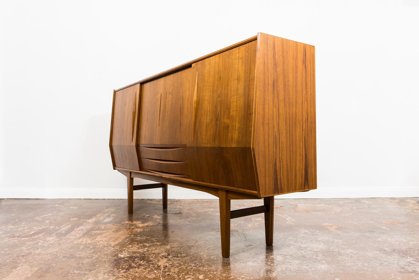 Mid-Century Modern Danish Teak Highboard Credenza 1960's 3