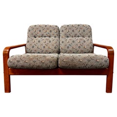 Loveseat danois en teck de style moderne du milieu du siècle dernier par Nitex Mobler Denmark C 1980