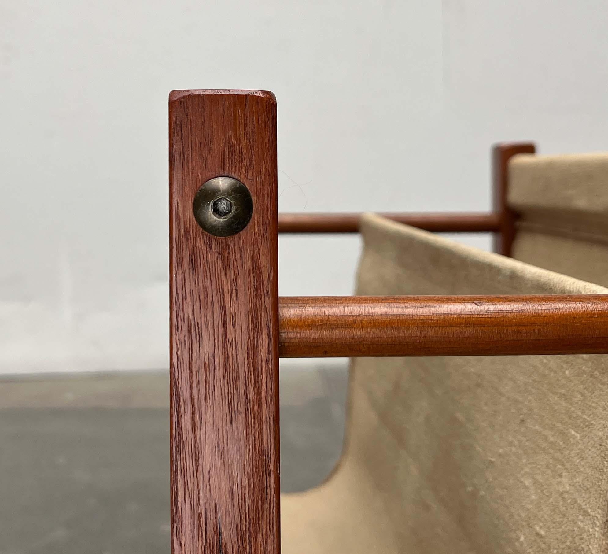 Mid-Century Modern Danish Teak Magazine Holder, 1960s For Sale 7