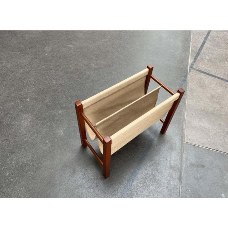 Mid-Century Modern Danish Teak Magazine Holder, 1960s In Good Condition For Sale In Hamburg, DE