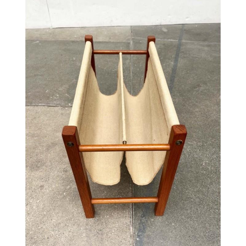 Mid-Century Modern Danish Teak Magazine Holder, 1960s For Sale 1