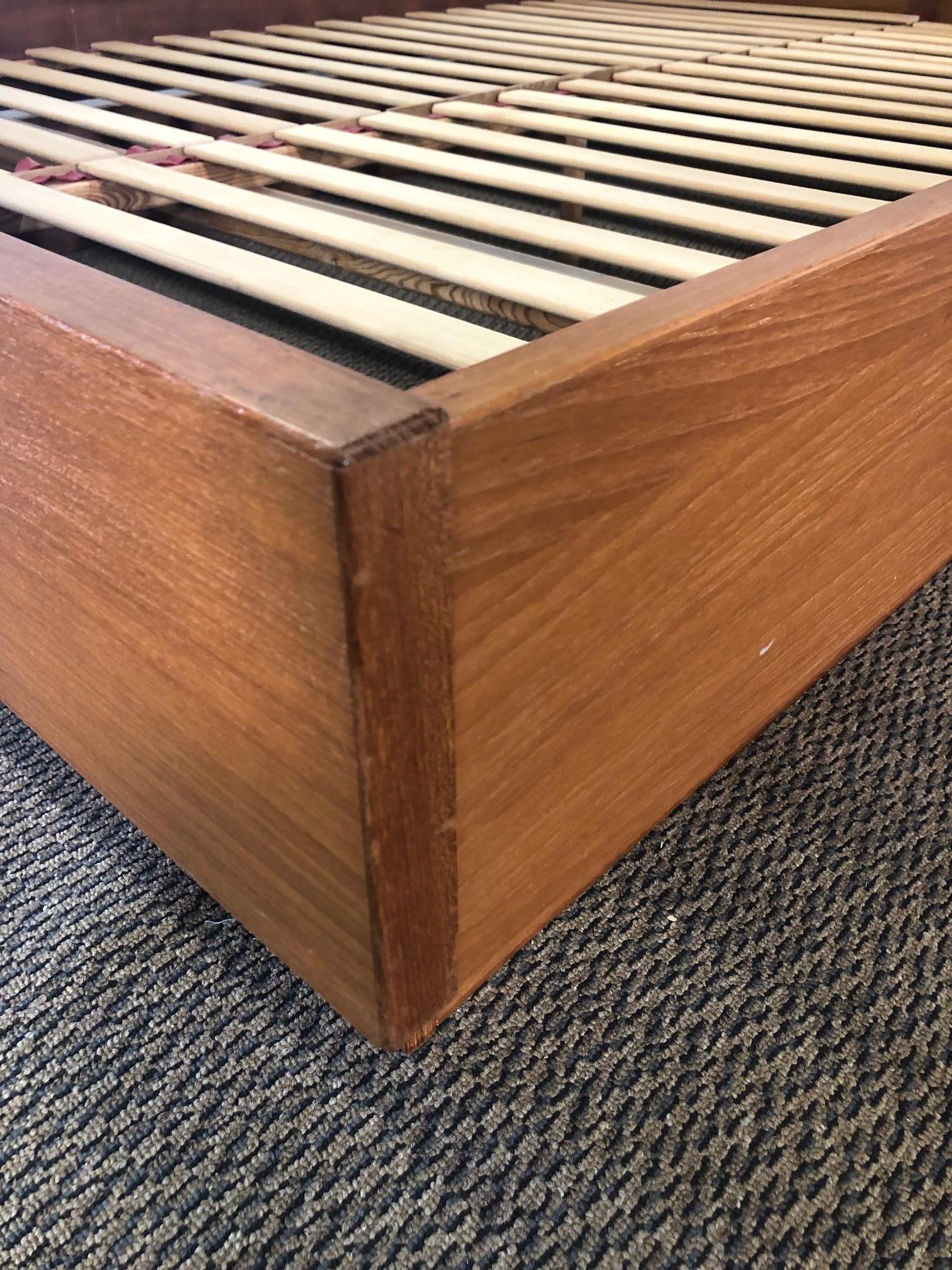 Mid-Century Modern Danish Teak Platform Bed Queen Size For Sale 3