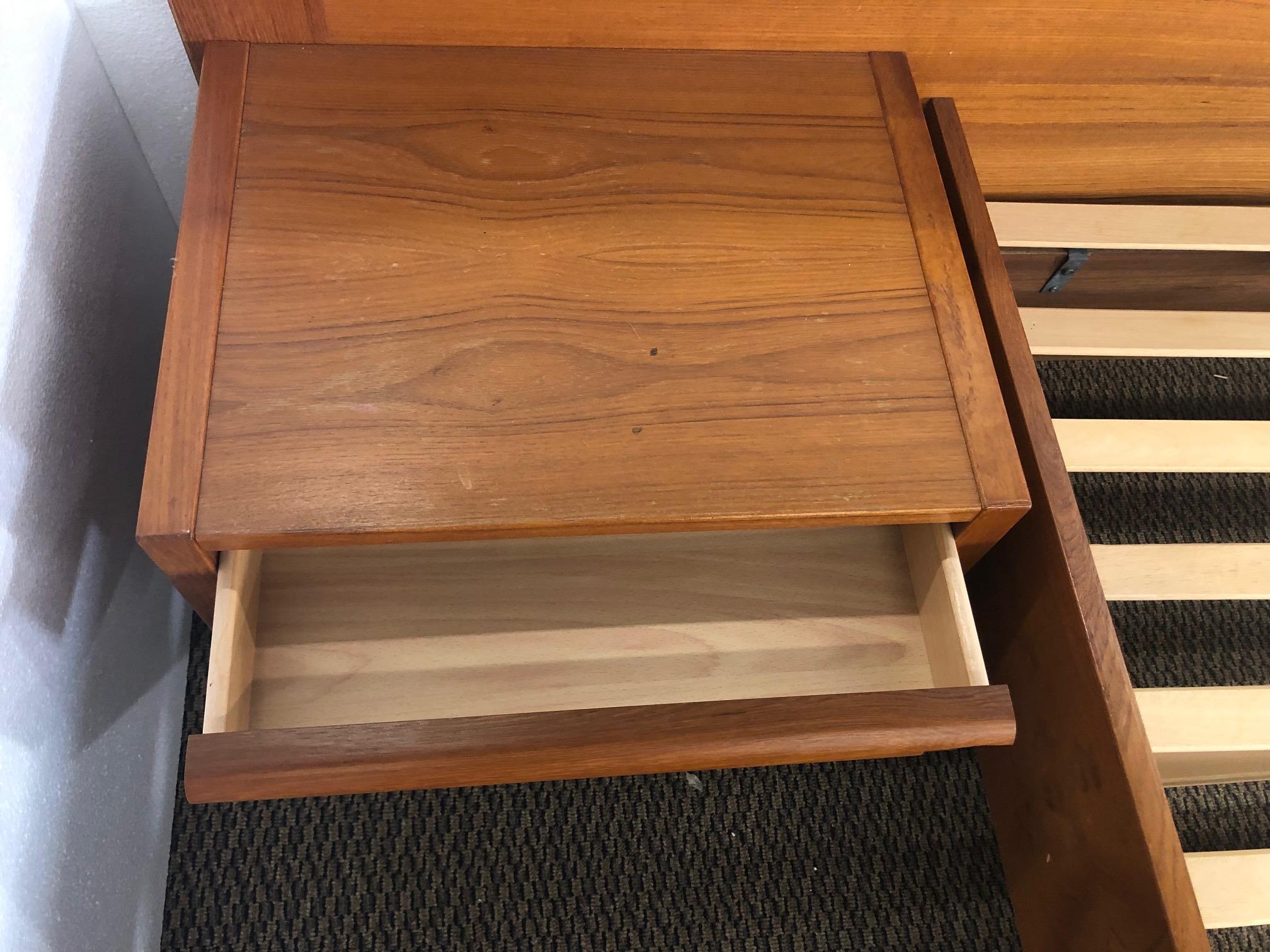 Mid-Century Modern Danish Teak Platform Bed Queen Size For Sale 1