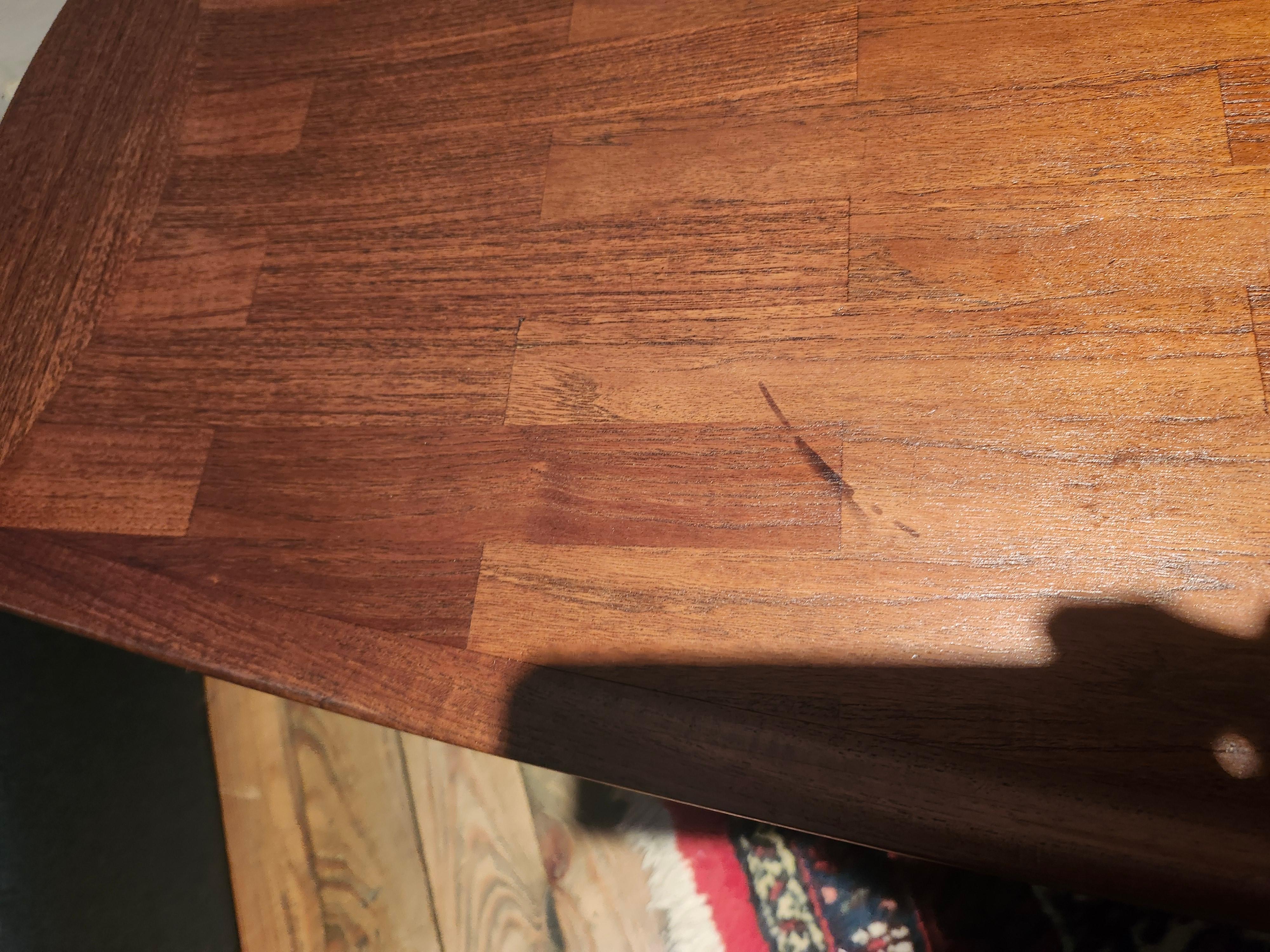 Dänischer Cocktailtisch aus Teak- und Palisanderholz von Mogens Koch, Moderne der Mitte des Jahrhunderts im Angebot 3