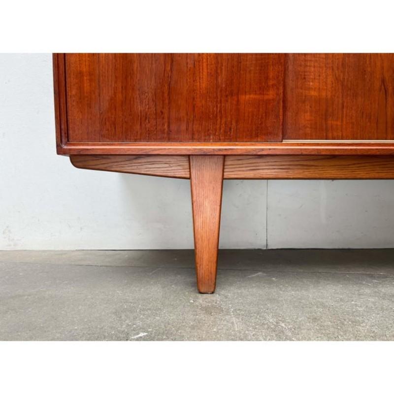 Mid-Century Modern Danish Teak Sideboard, 1960s For Sale 2